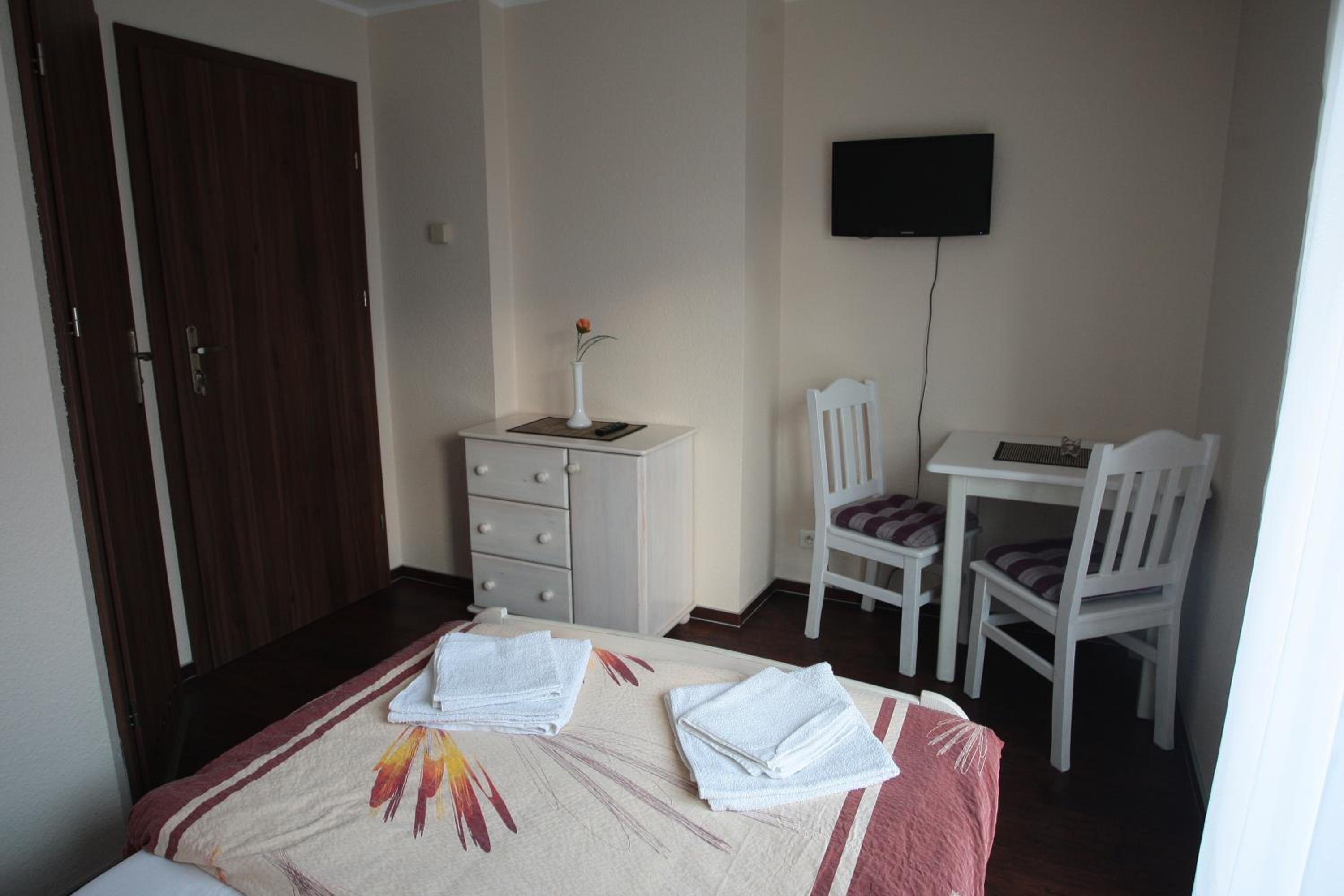 Single Room with Balcony photo 2