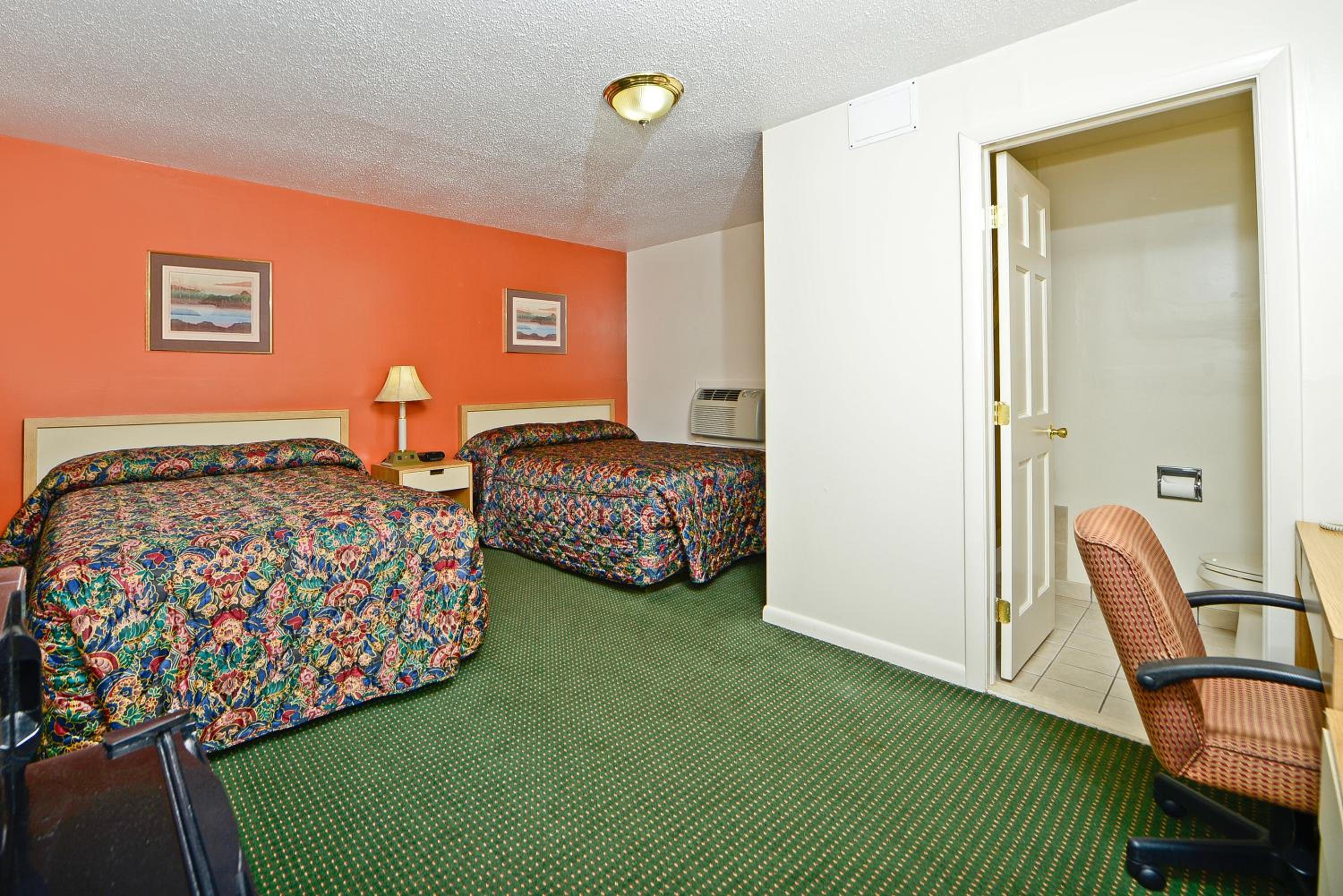 Double Room - Non-Smoking  - Photo 4