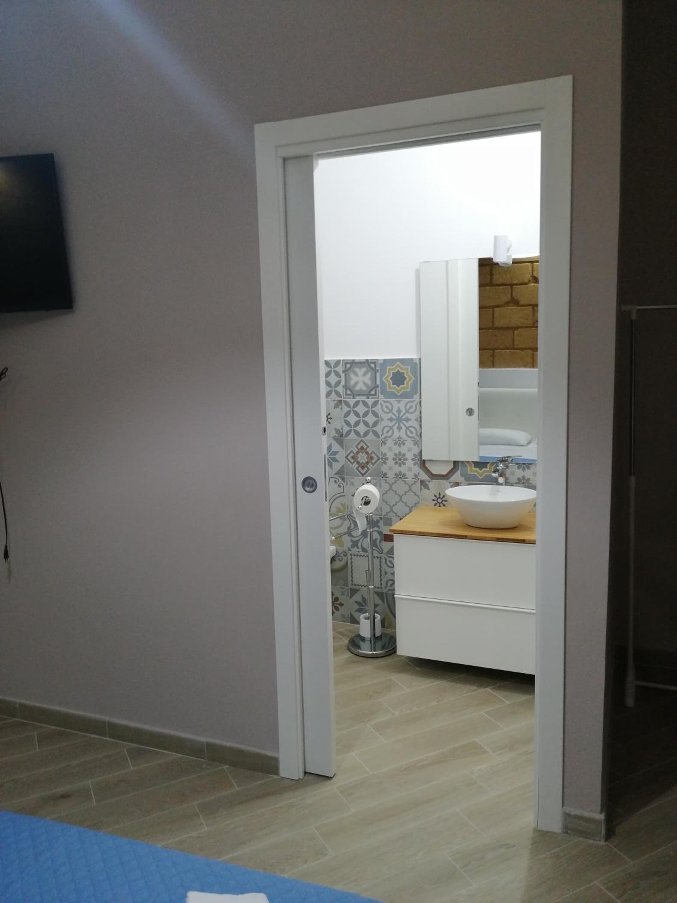 Deluxe Double Room - Photo 3