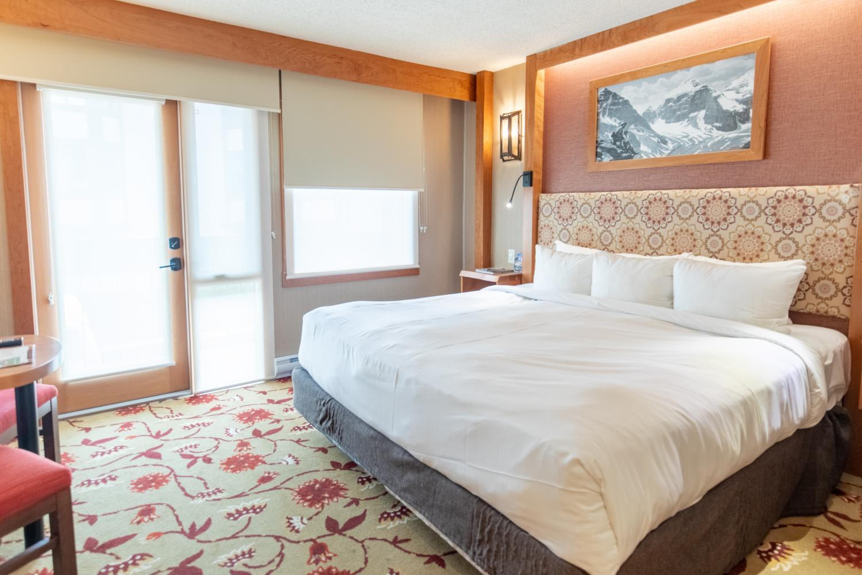 Superior Split King Queen Room With Balcony