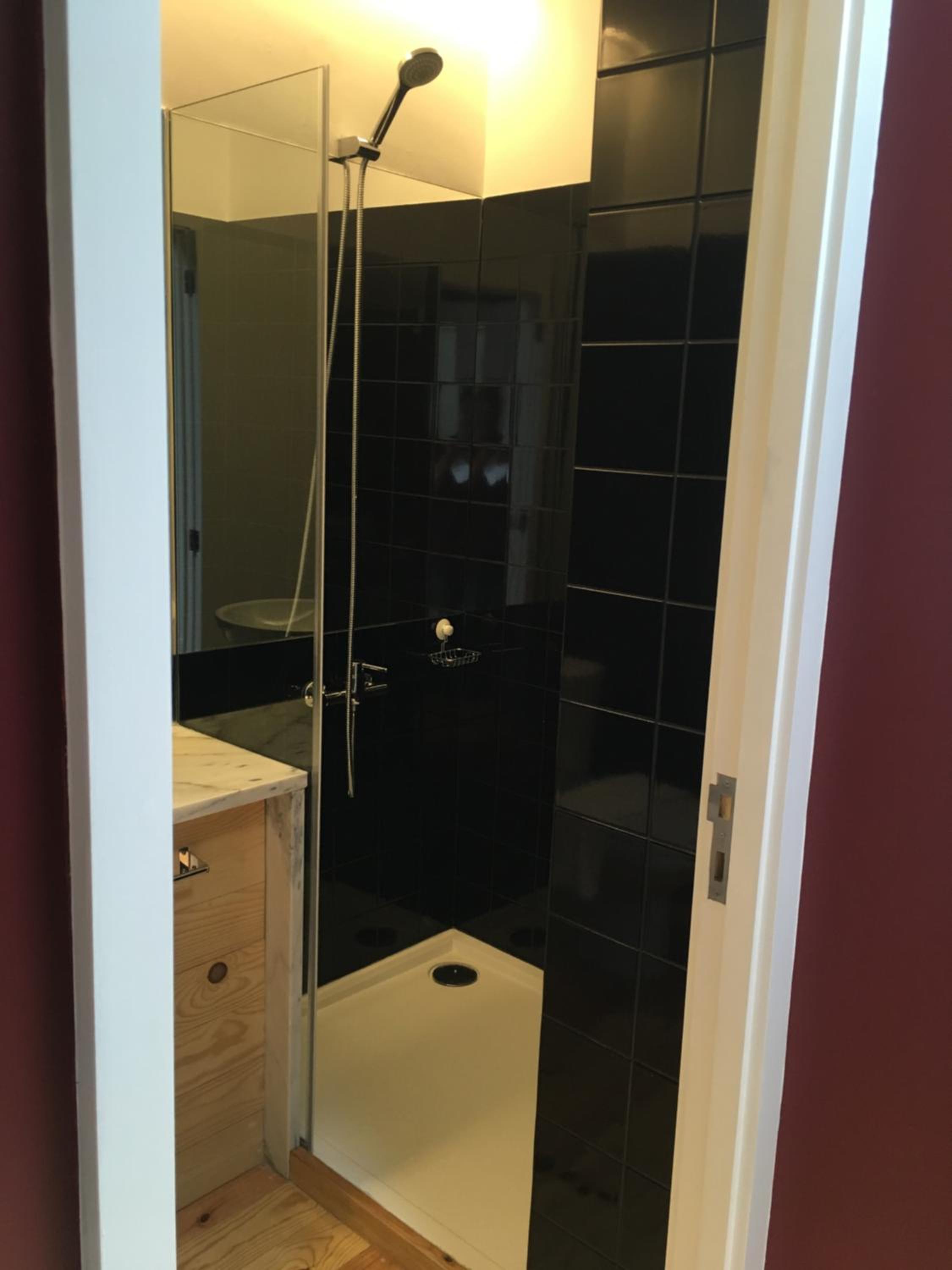 Standard Double Room - Photo 16