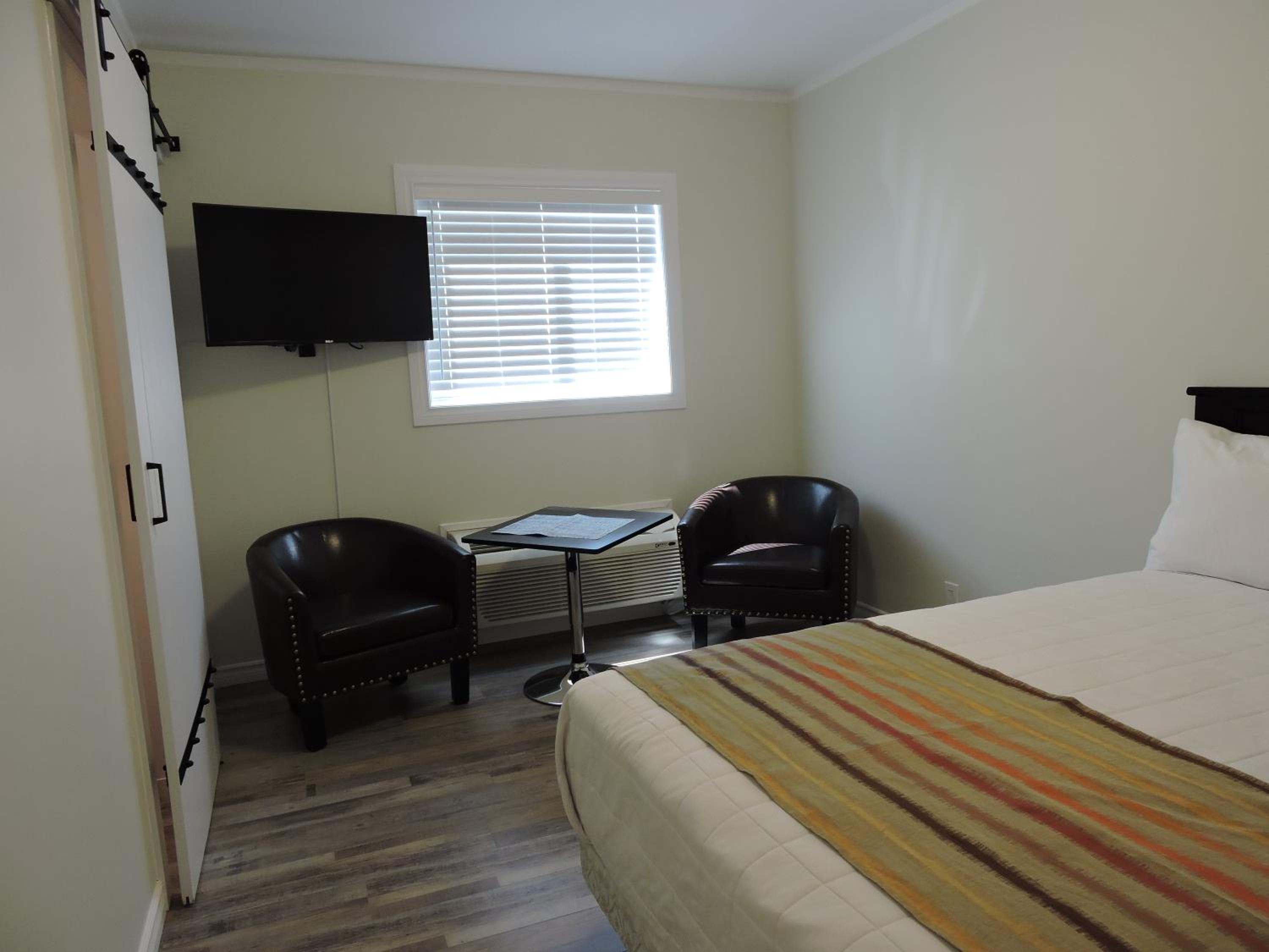 Standard Double Suite photo 2