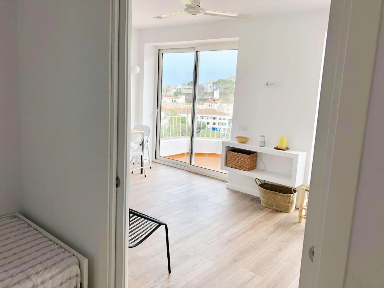 Apartment photo 2