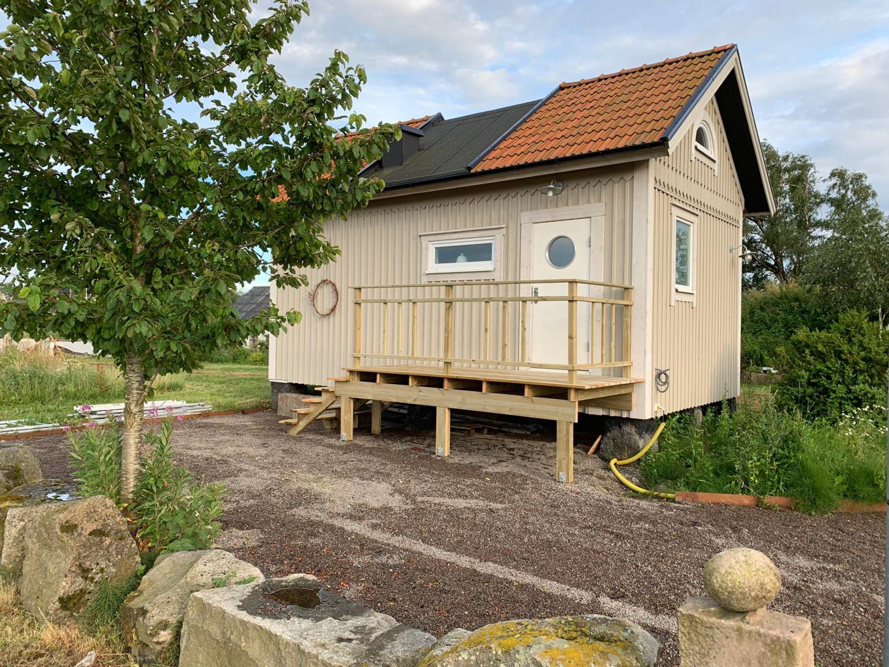 One-Bedroom House - Photo 12