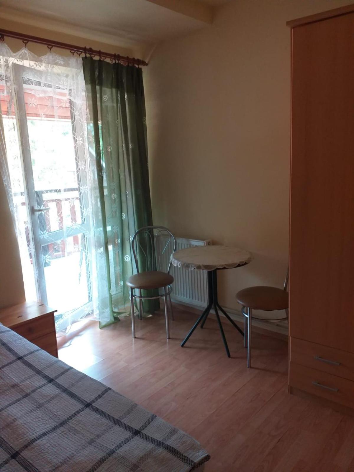 Double Room with Private Bathroom photo 1