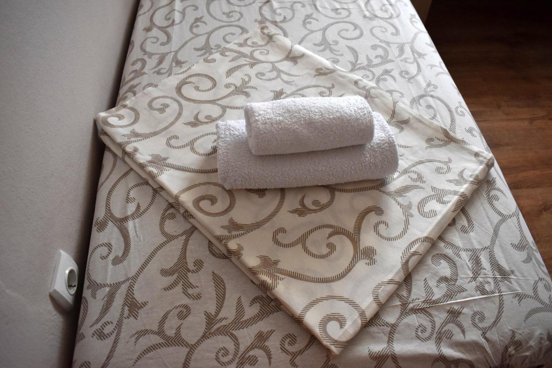 Triple Room with Shared Bathroom photo 1