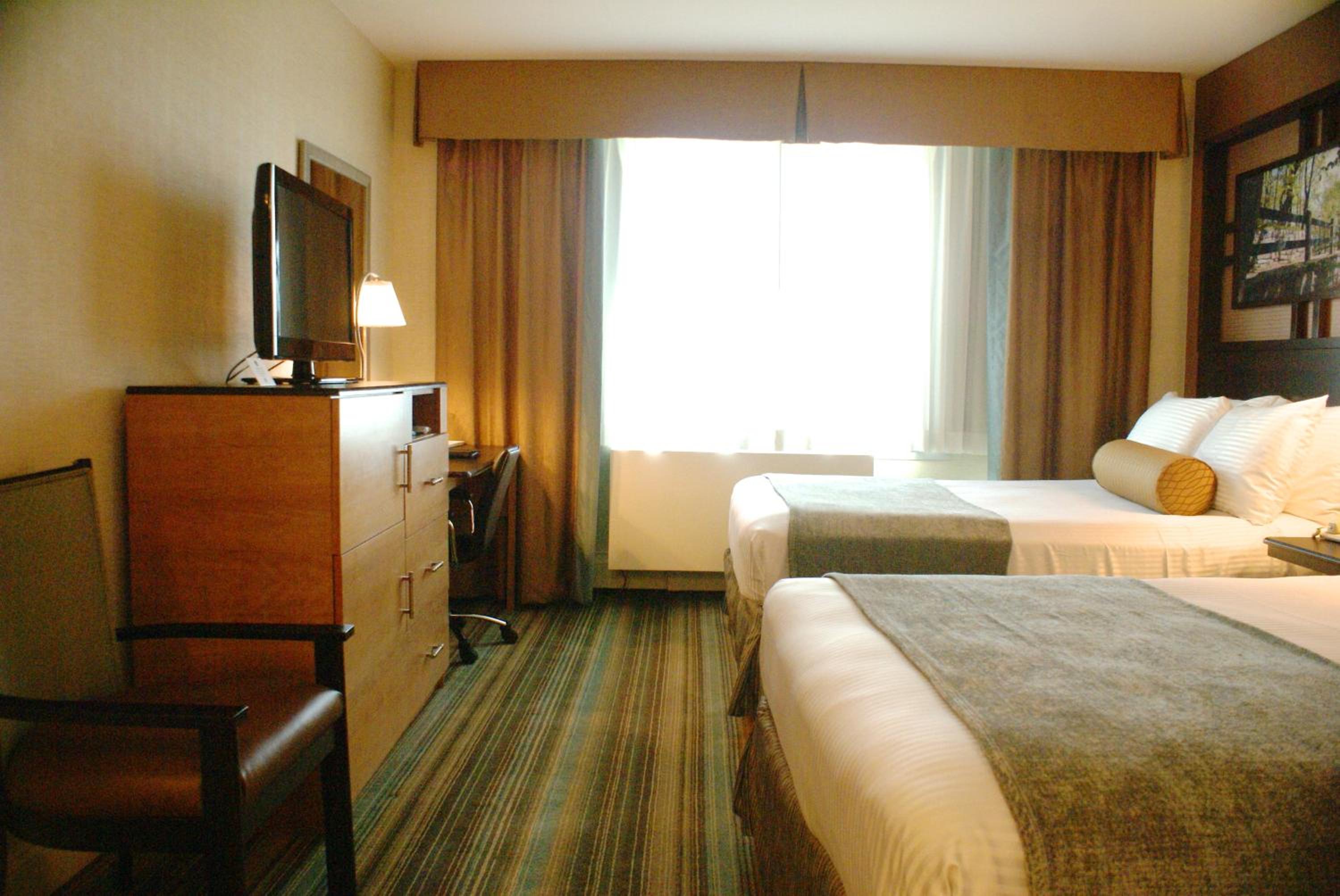 Double Room with Two Double Beds - Photo 5