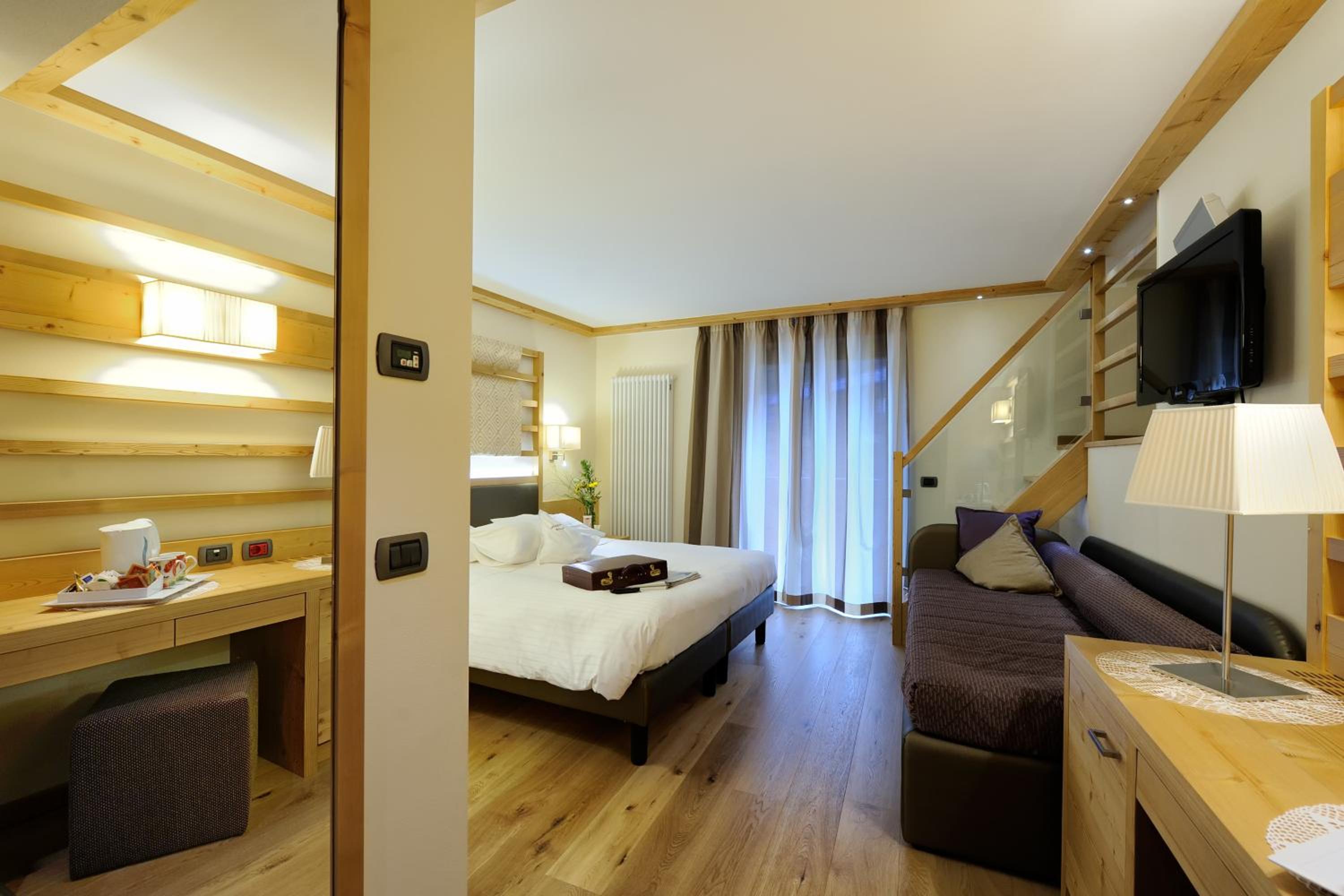 Superior Double or Twin Room photo 1