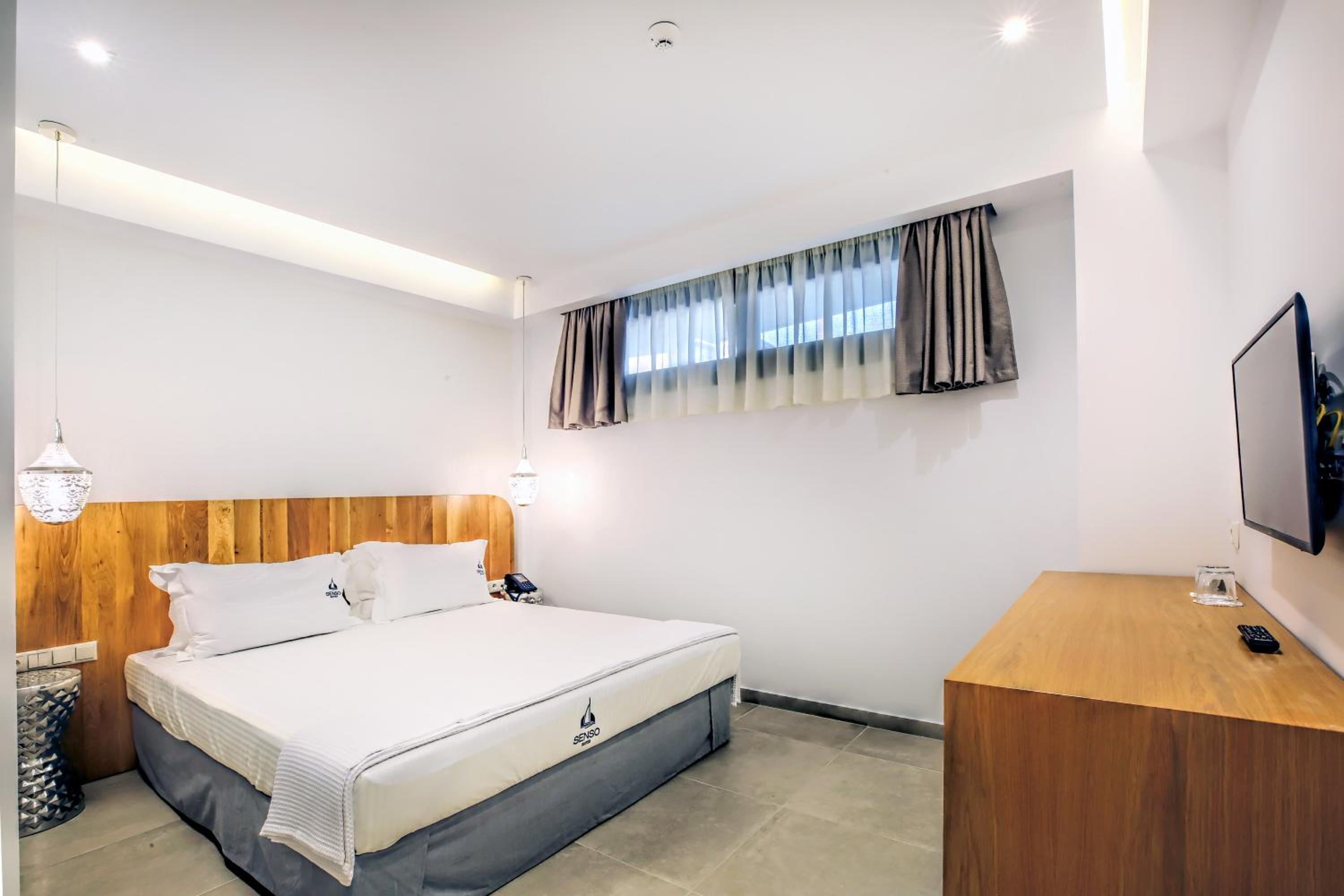 Budget Double Room - Basement
