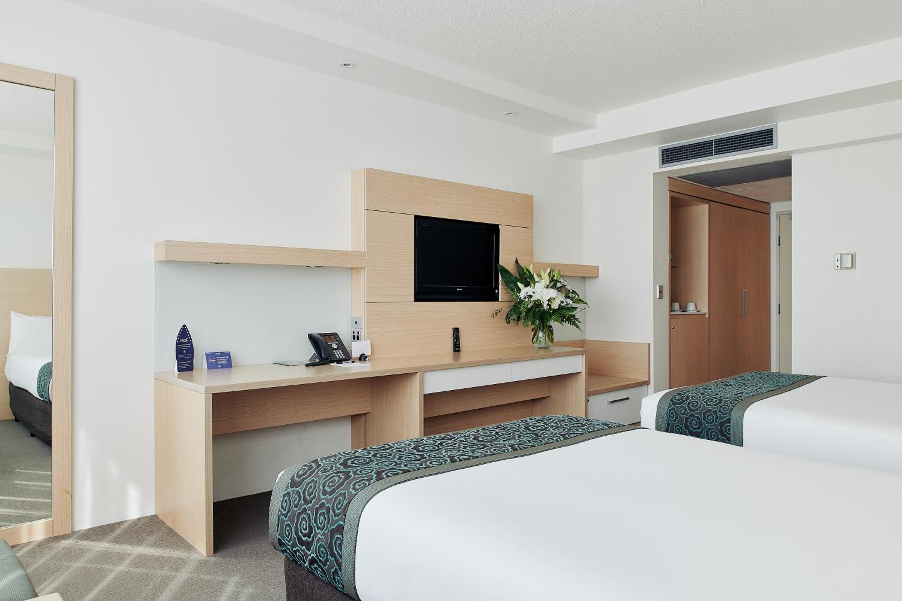 Deluxe Twin Marina Room photo 3