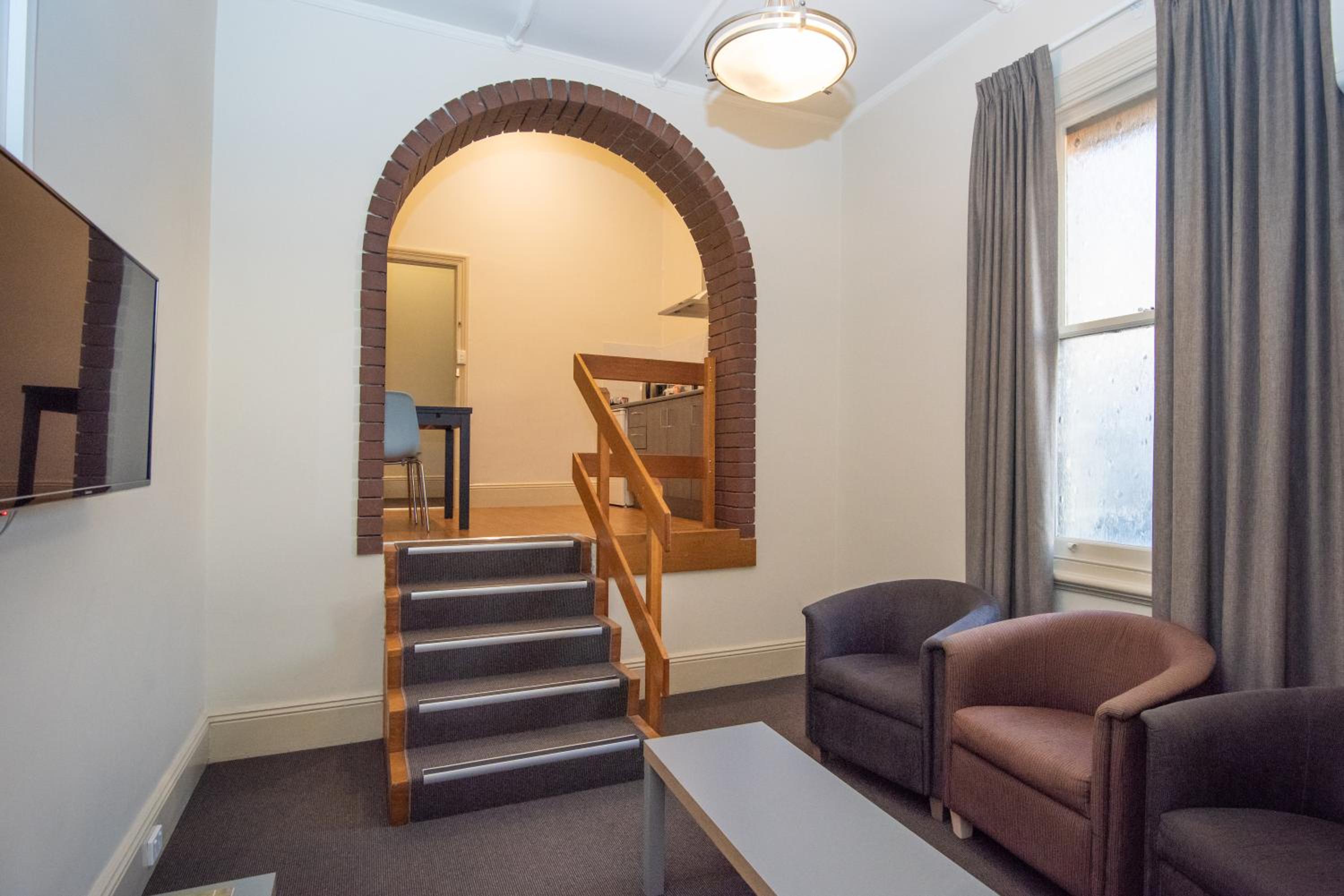 Two-Bedroom Apartment - Split Level photo 3