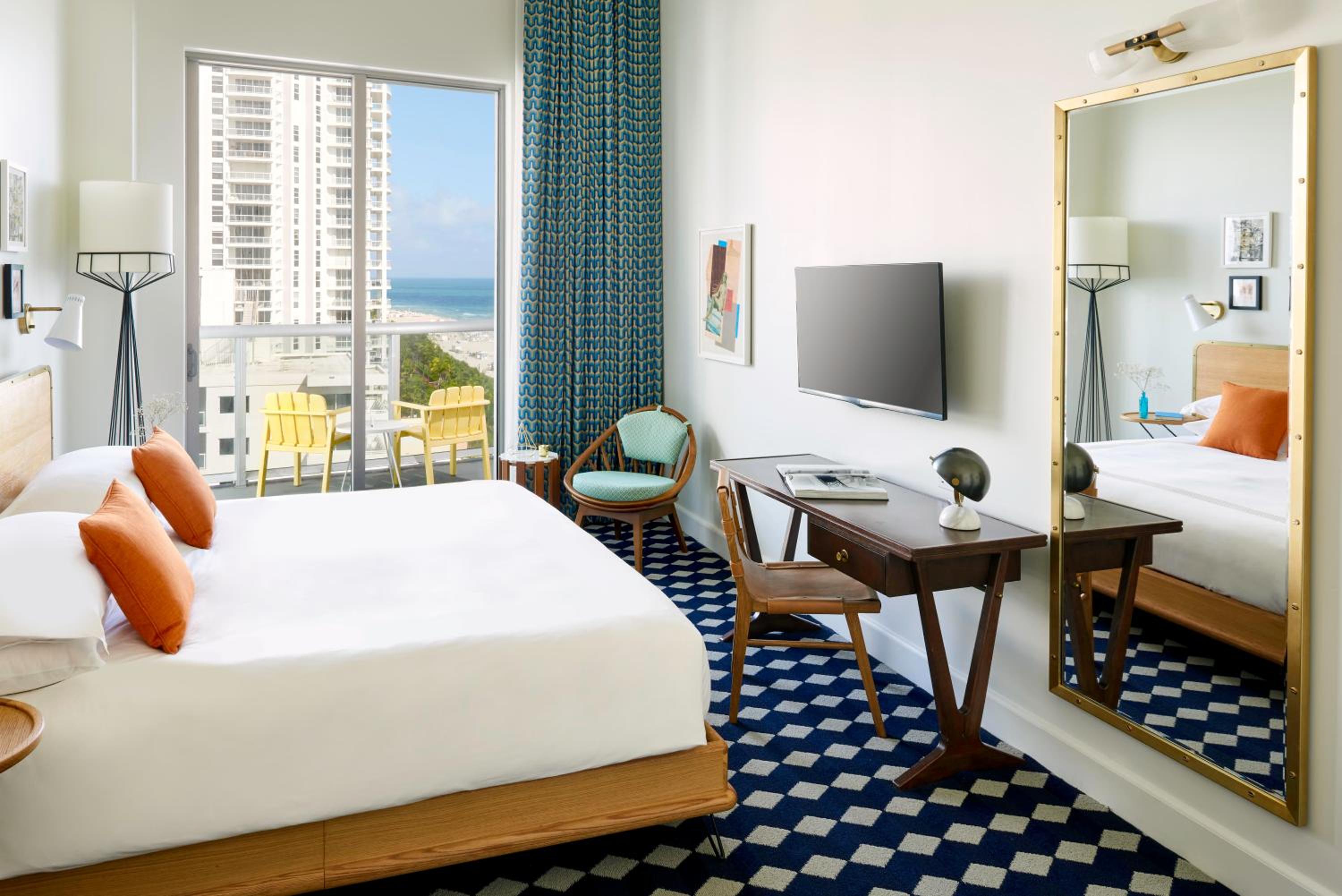 Ocean View Balcony King - Photo 7