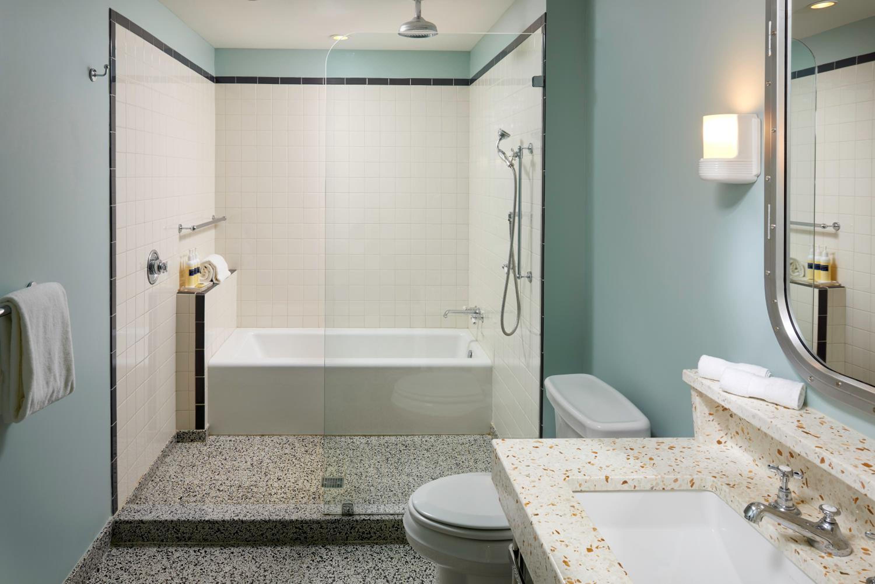 Ocean Vista Terrace Suite with Soaking Tub - Photo 3