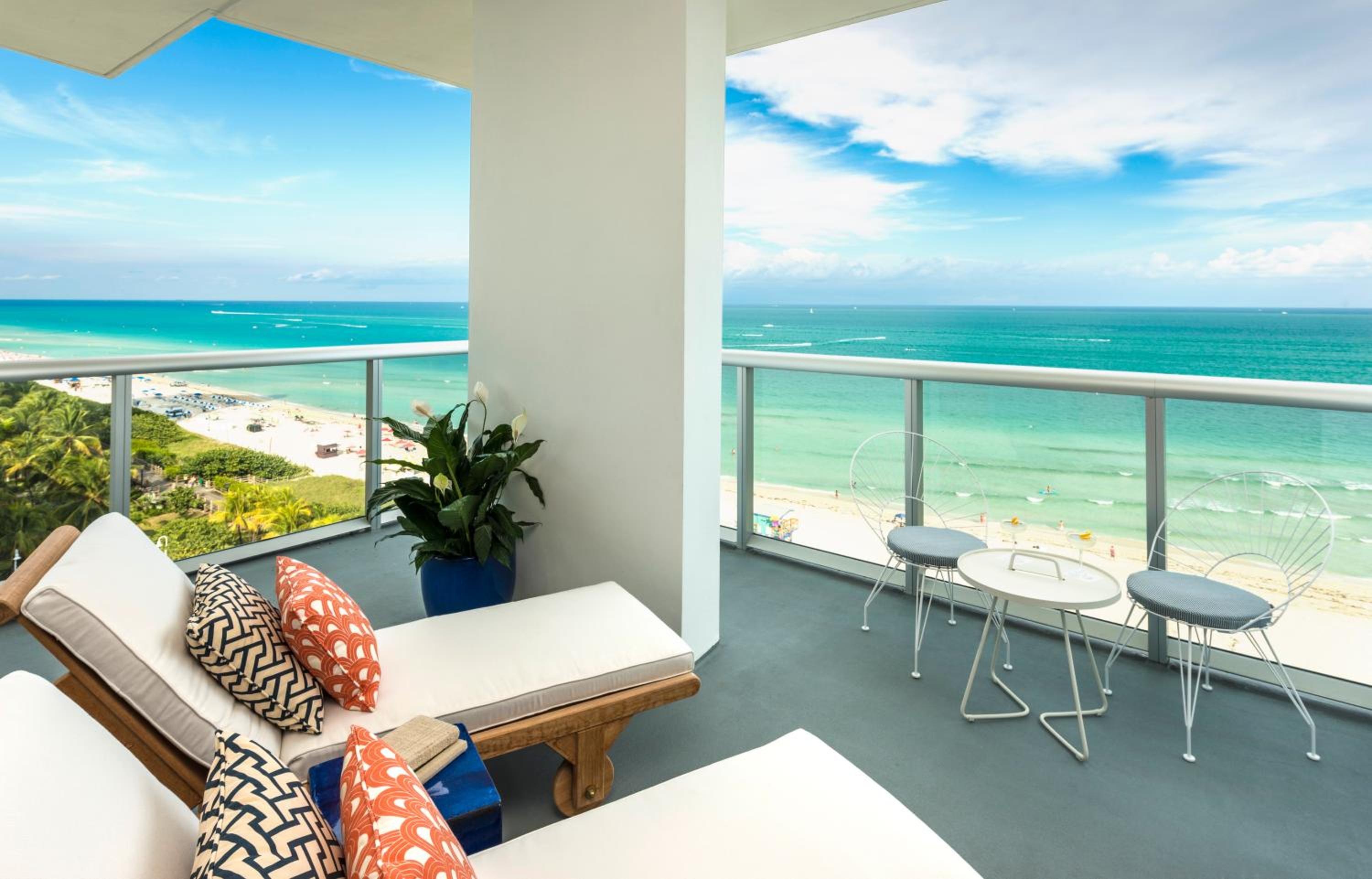 King Room with Terrace and Ocean View thumbnail 6