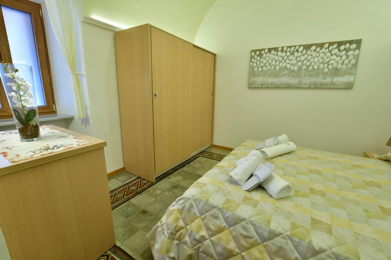One-Bedroom House photo 2