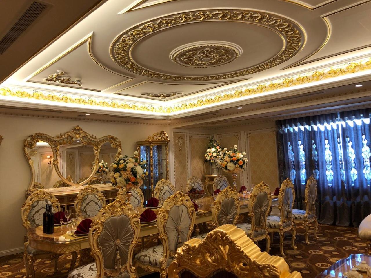 Presidential Suite photo 3