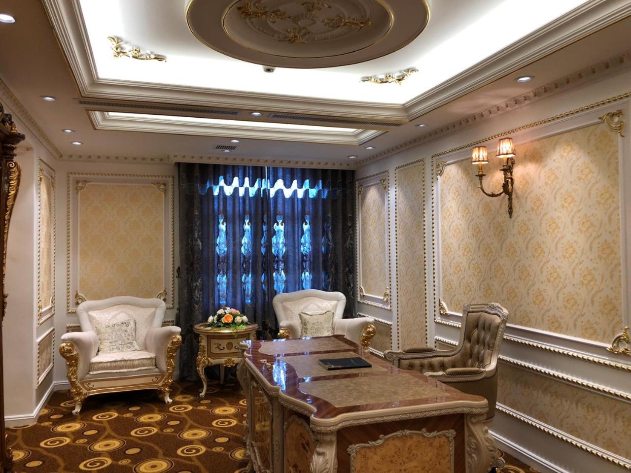 Presidential Suite photo 2