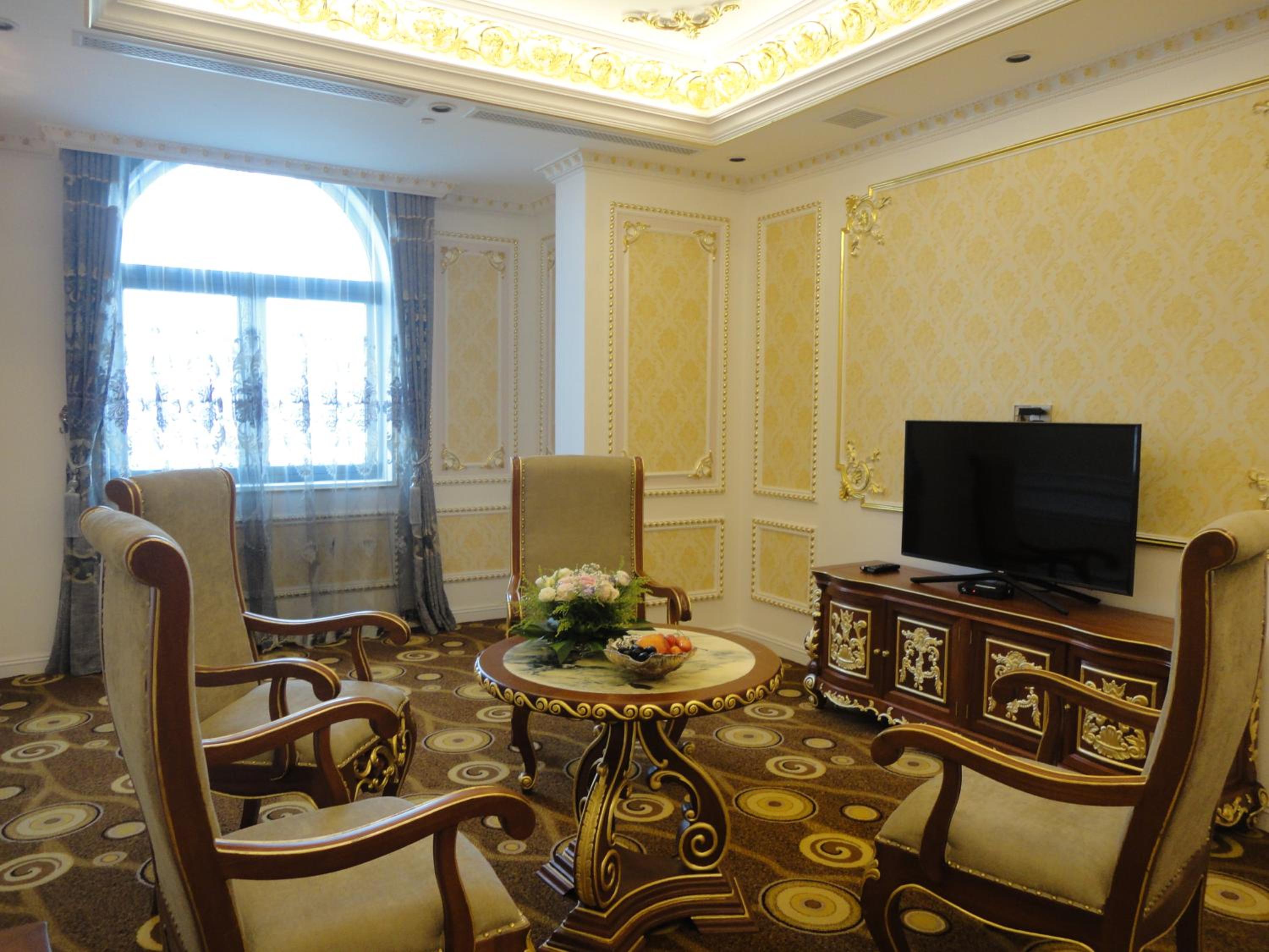 Junior Suite With Mountain View photo 1