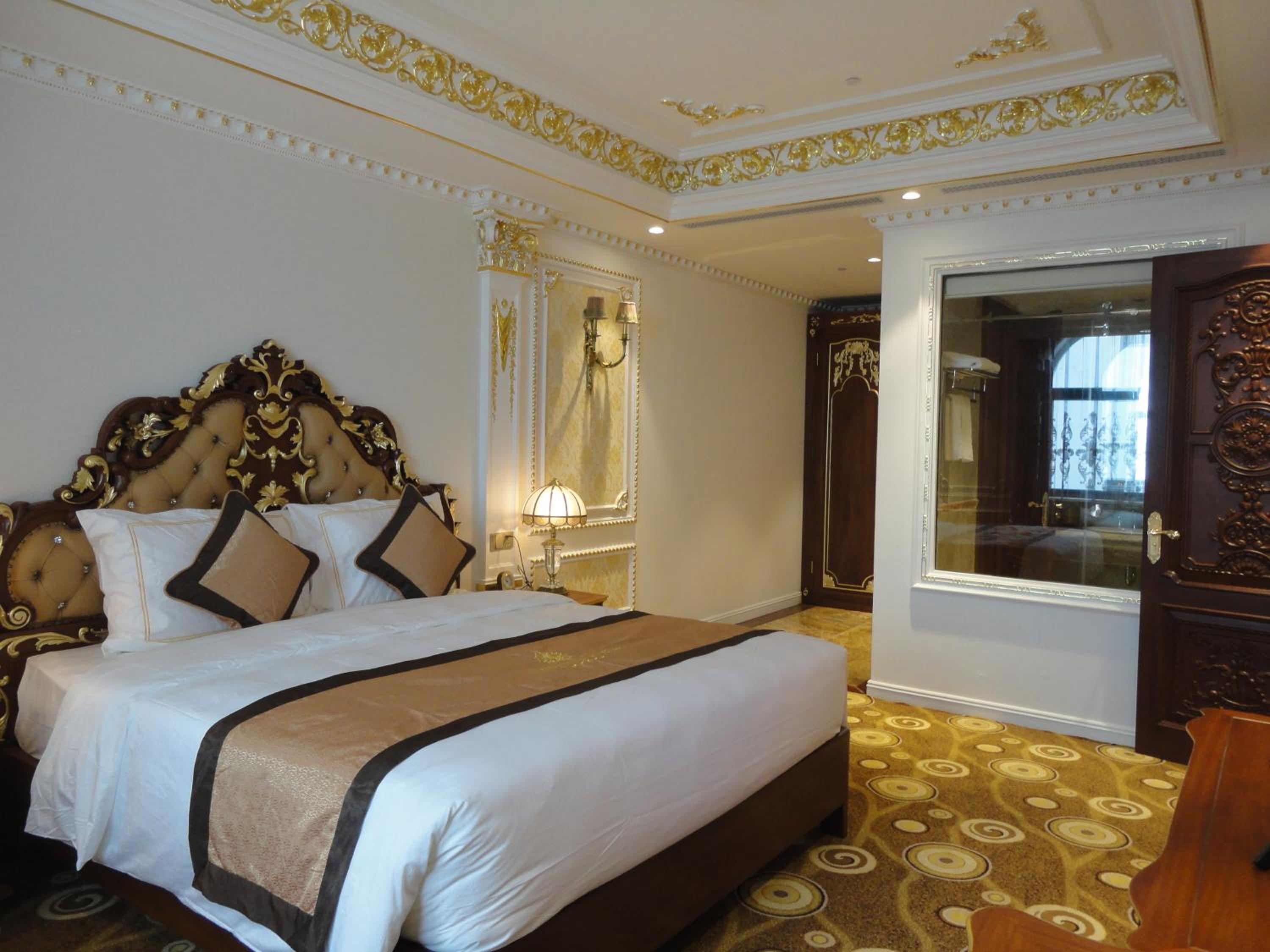 Junior Suite With Mountain View photo 3