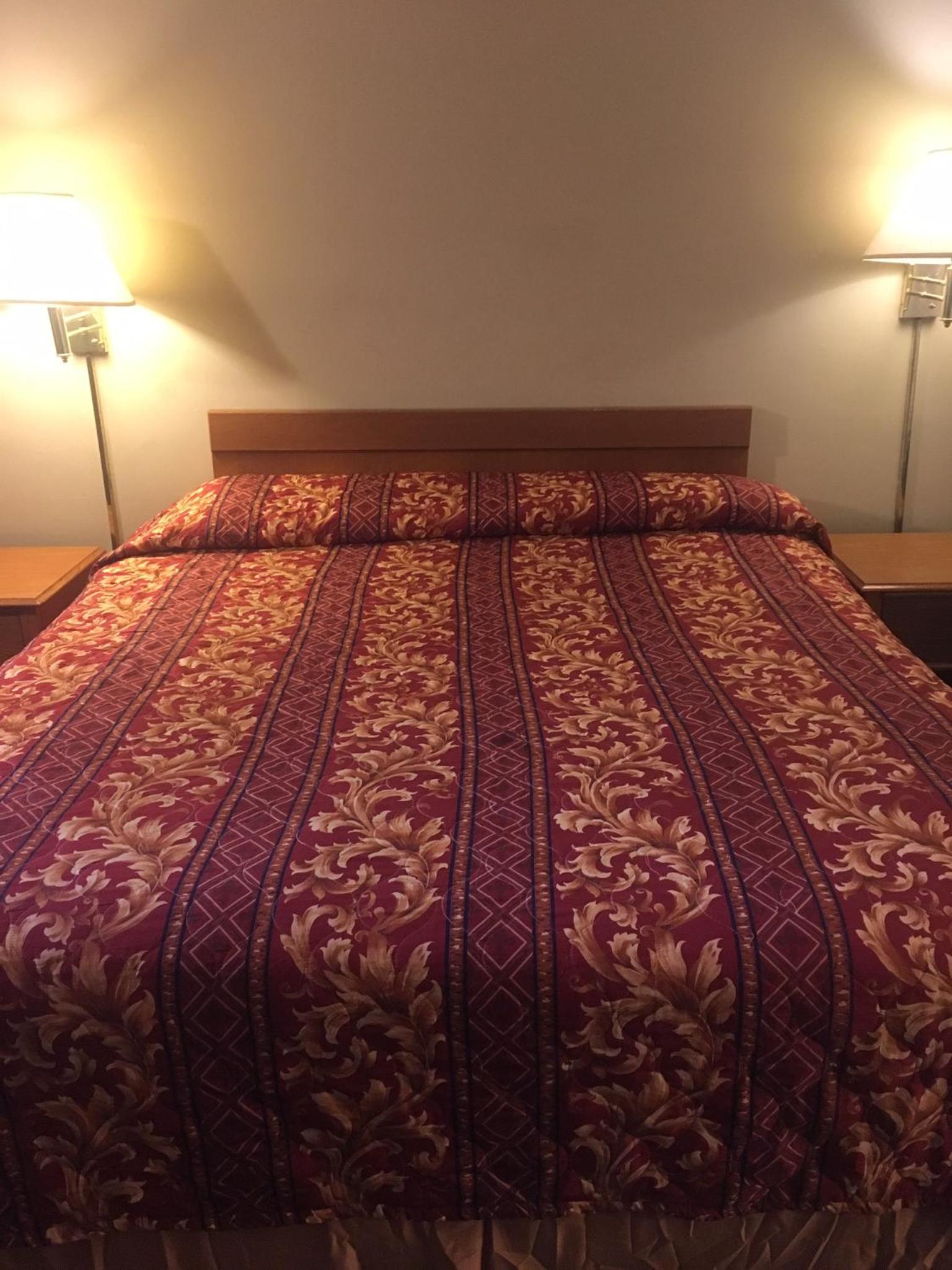 Standard King Room photo 3