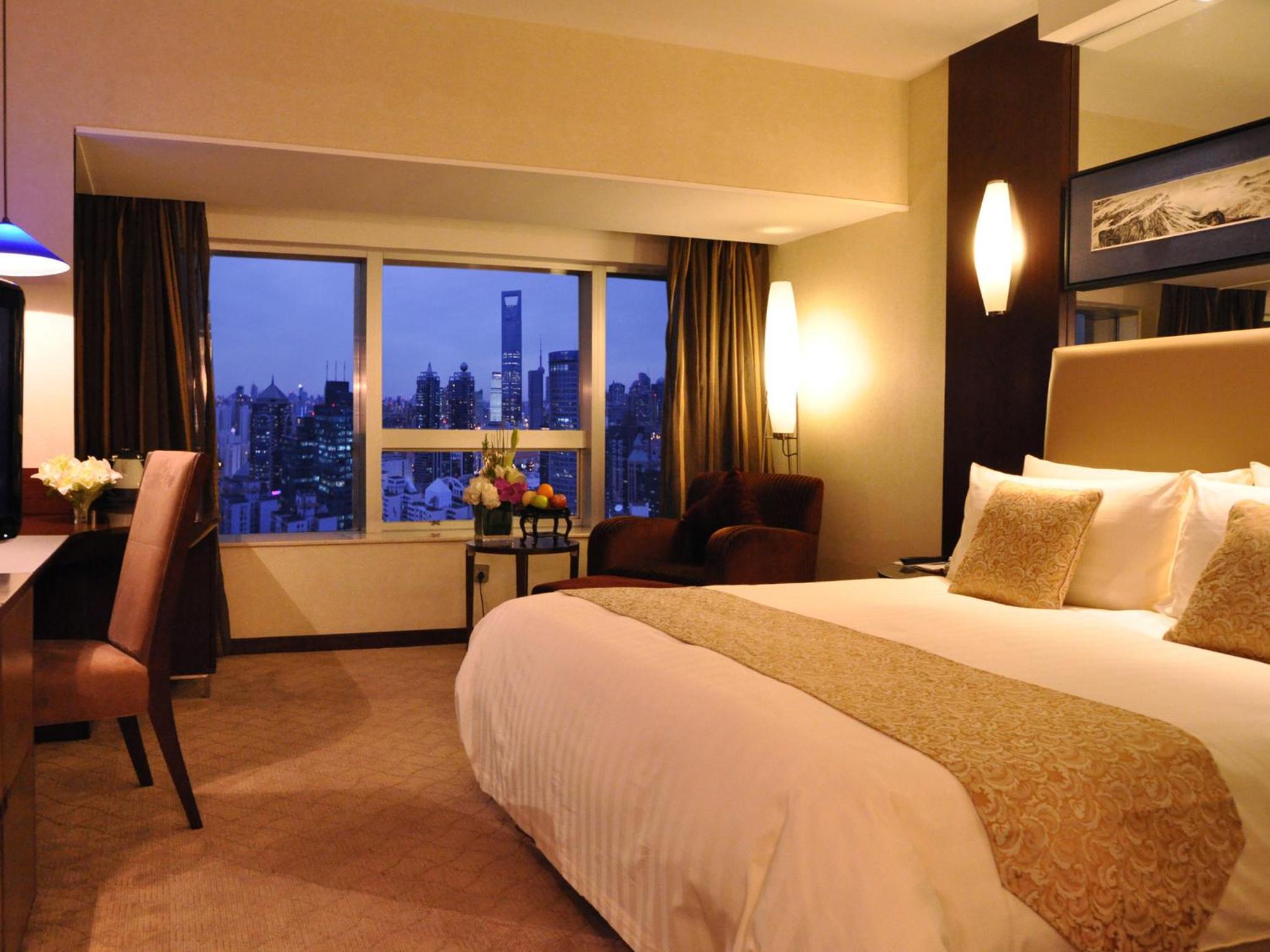 Special Offer - Deluxe Double or Twin Room with One Breakfast