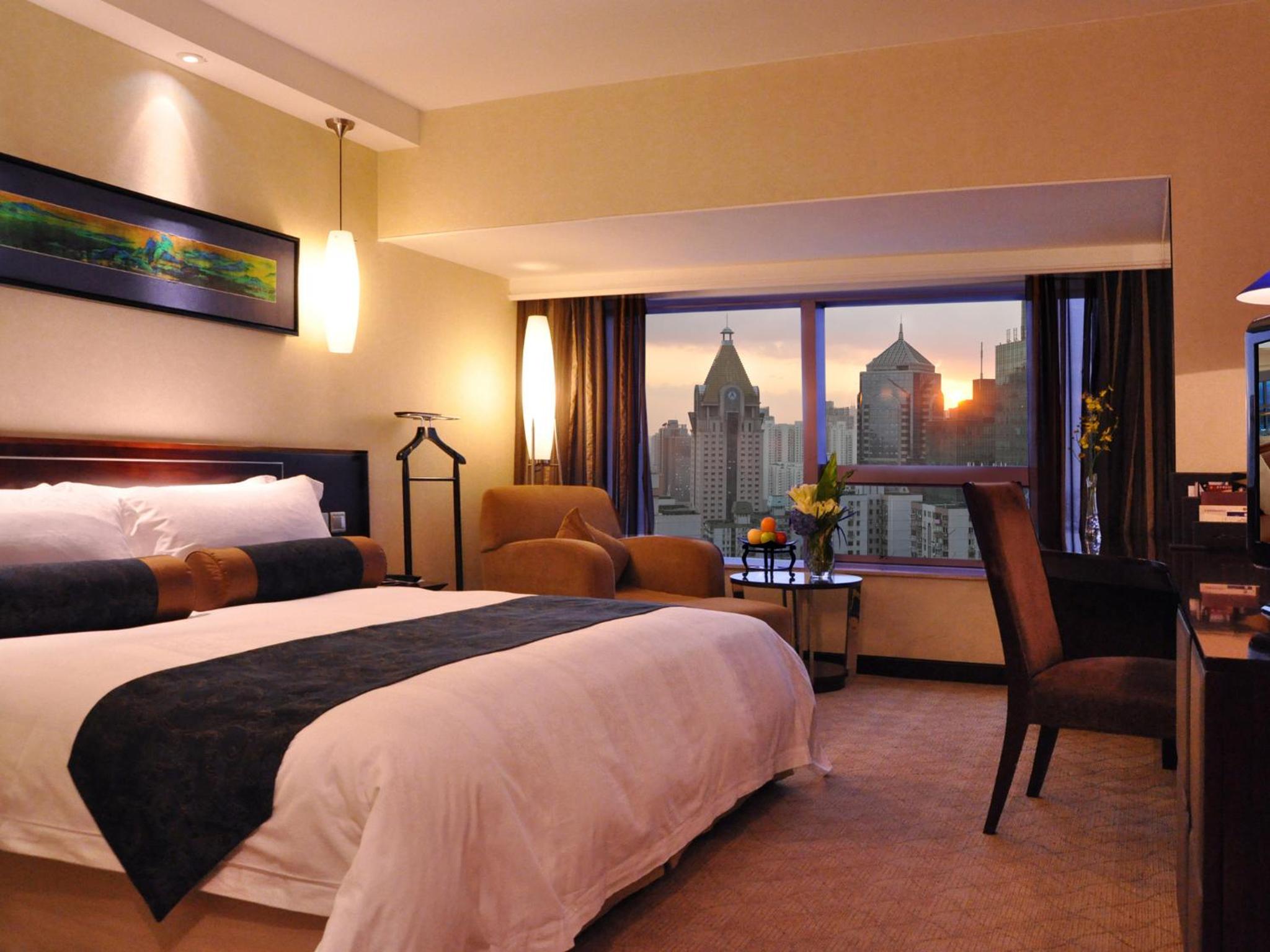 Special Offer - Deluxe Double or Twin Room with One Breakfast