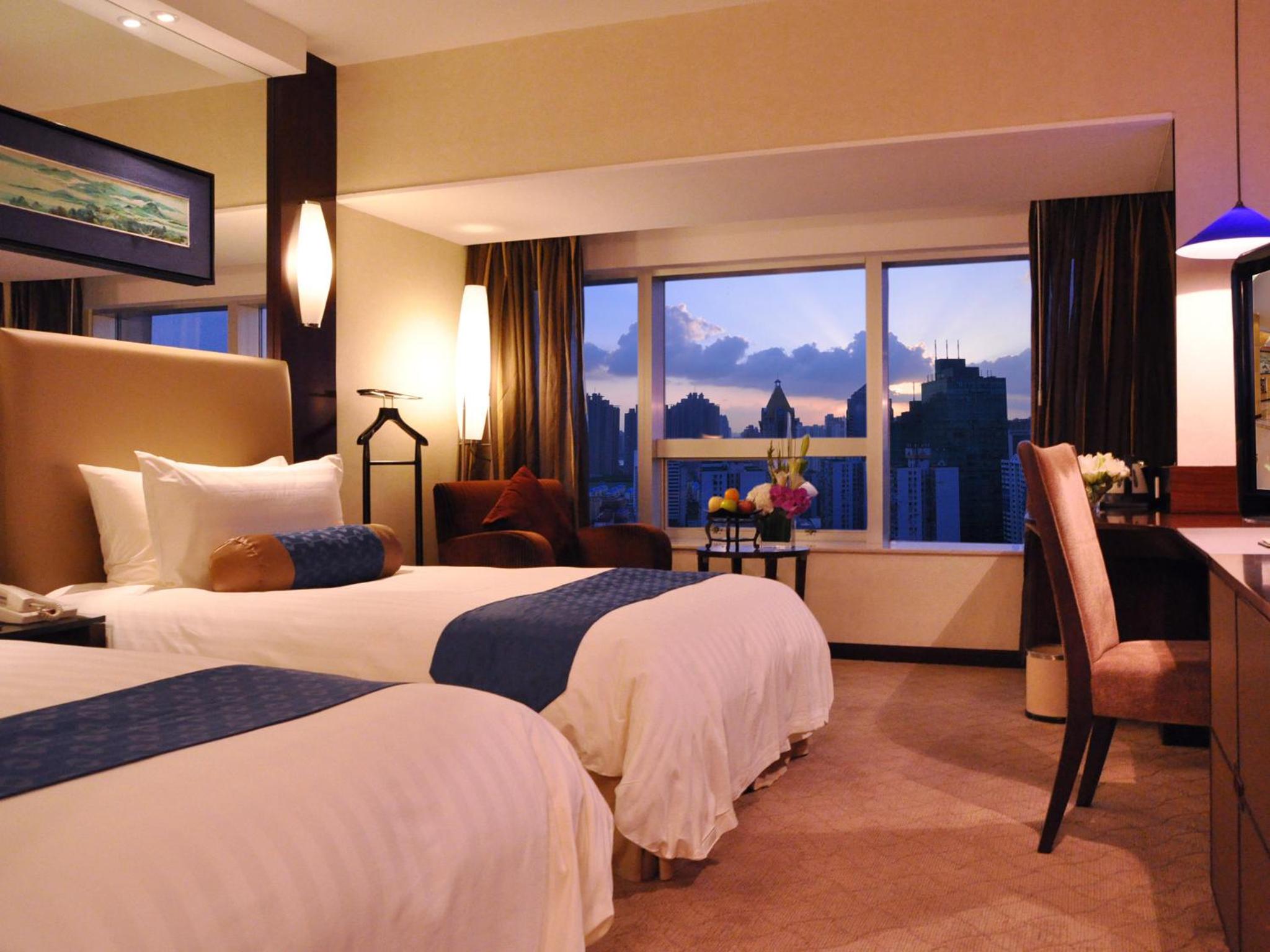 Special Offer - Deluxe Double or Twin Room with One Breakfast