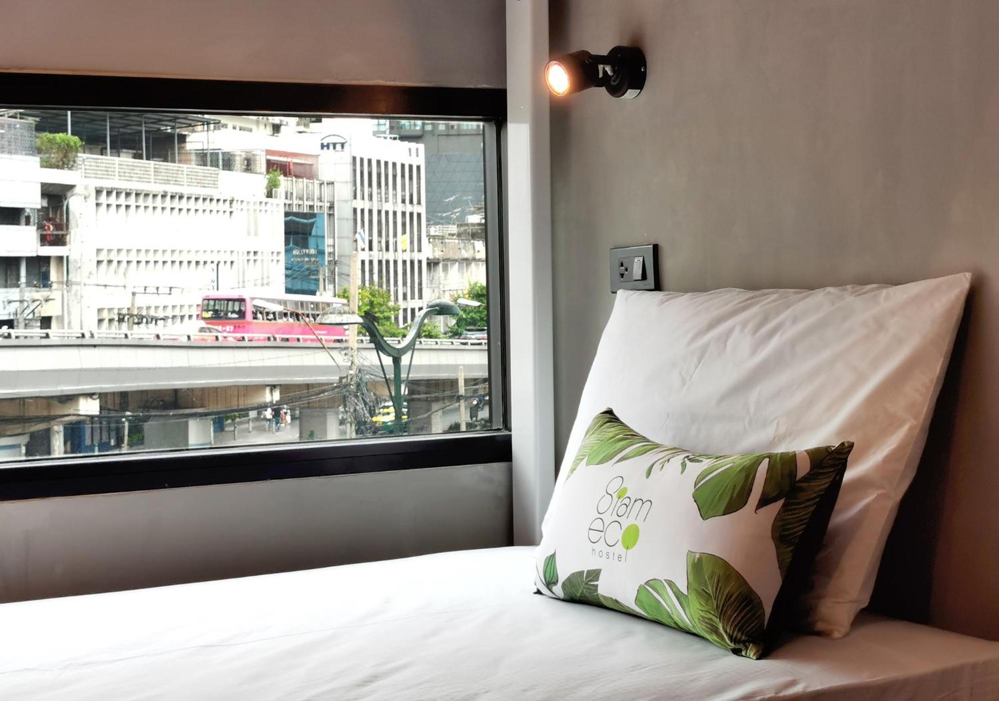 Cama em Dormitório Misto com 6 Camas