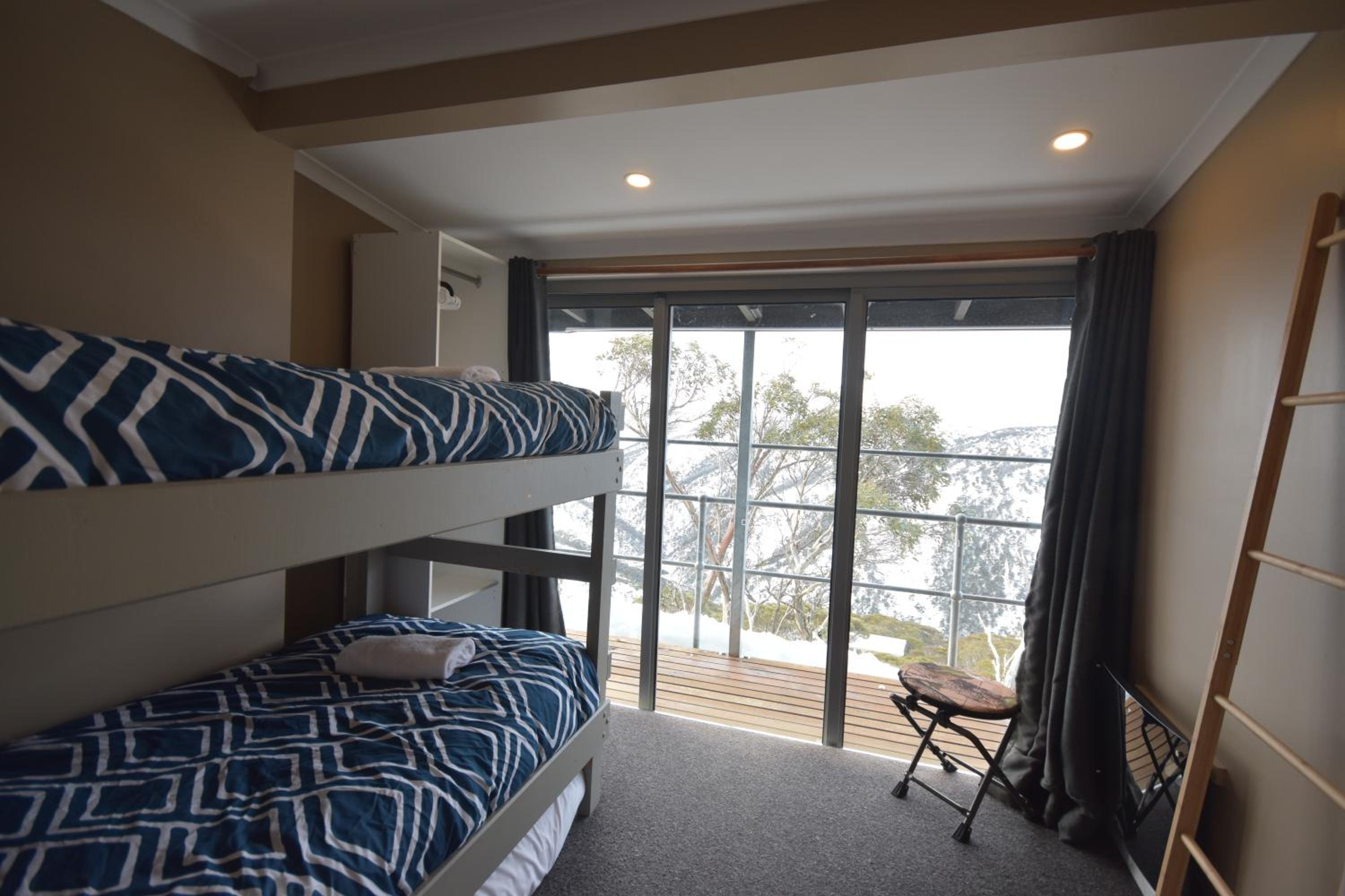Three-Bedroom House - Photo 7
