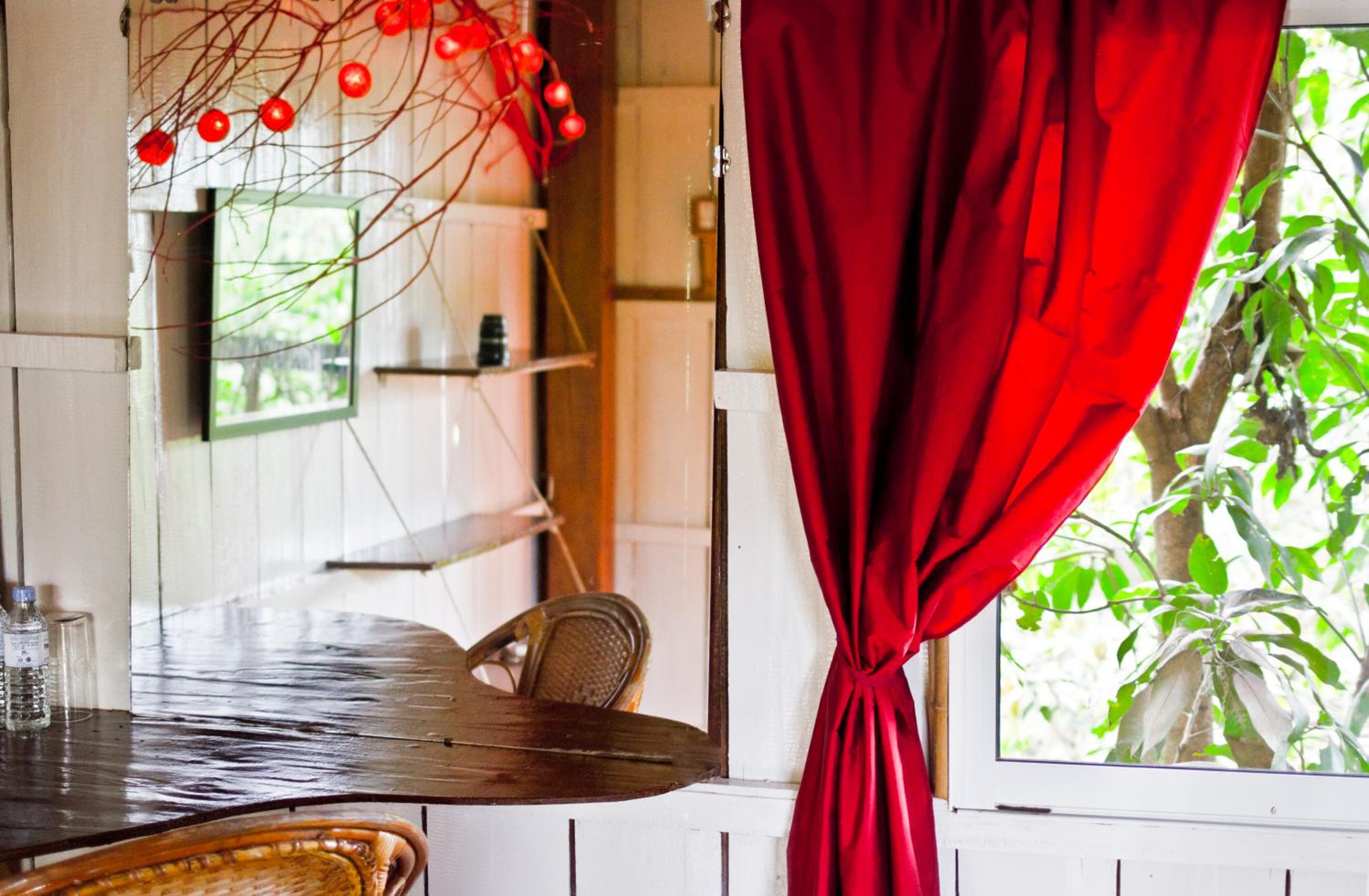 Premium Tree House photo 3