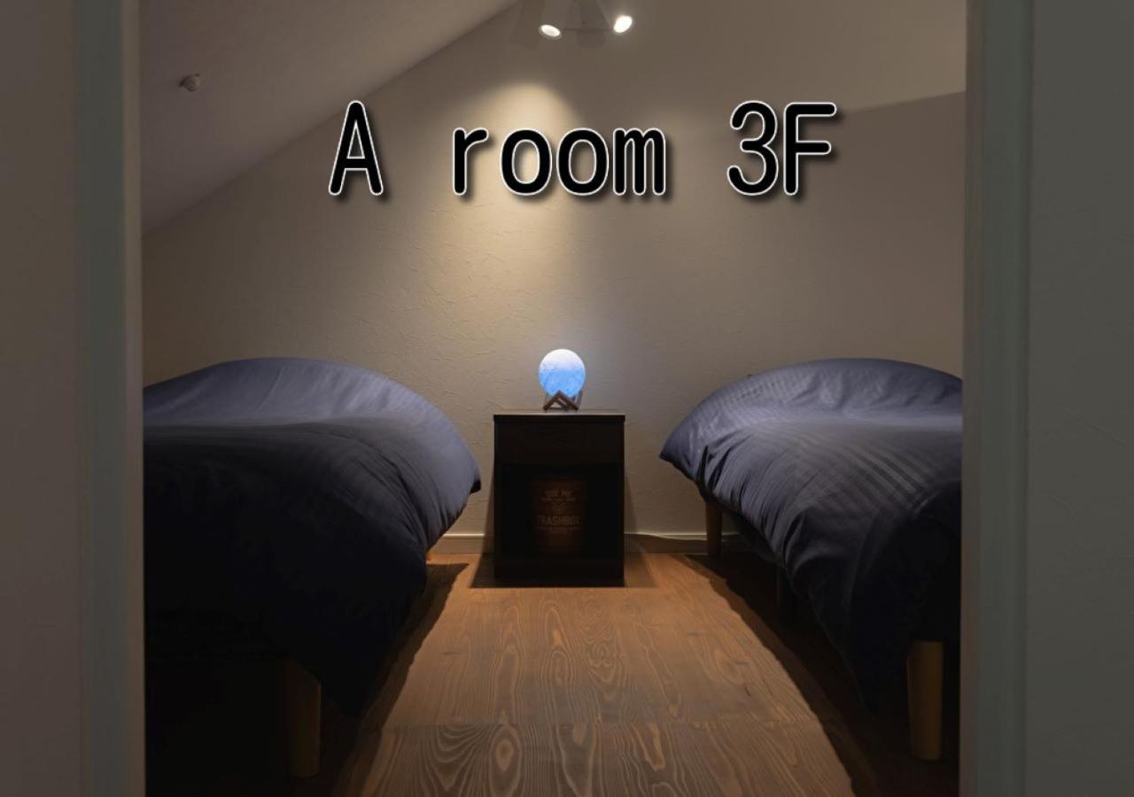One-Bedroom House - Photo 10
