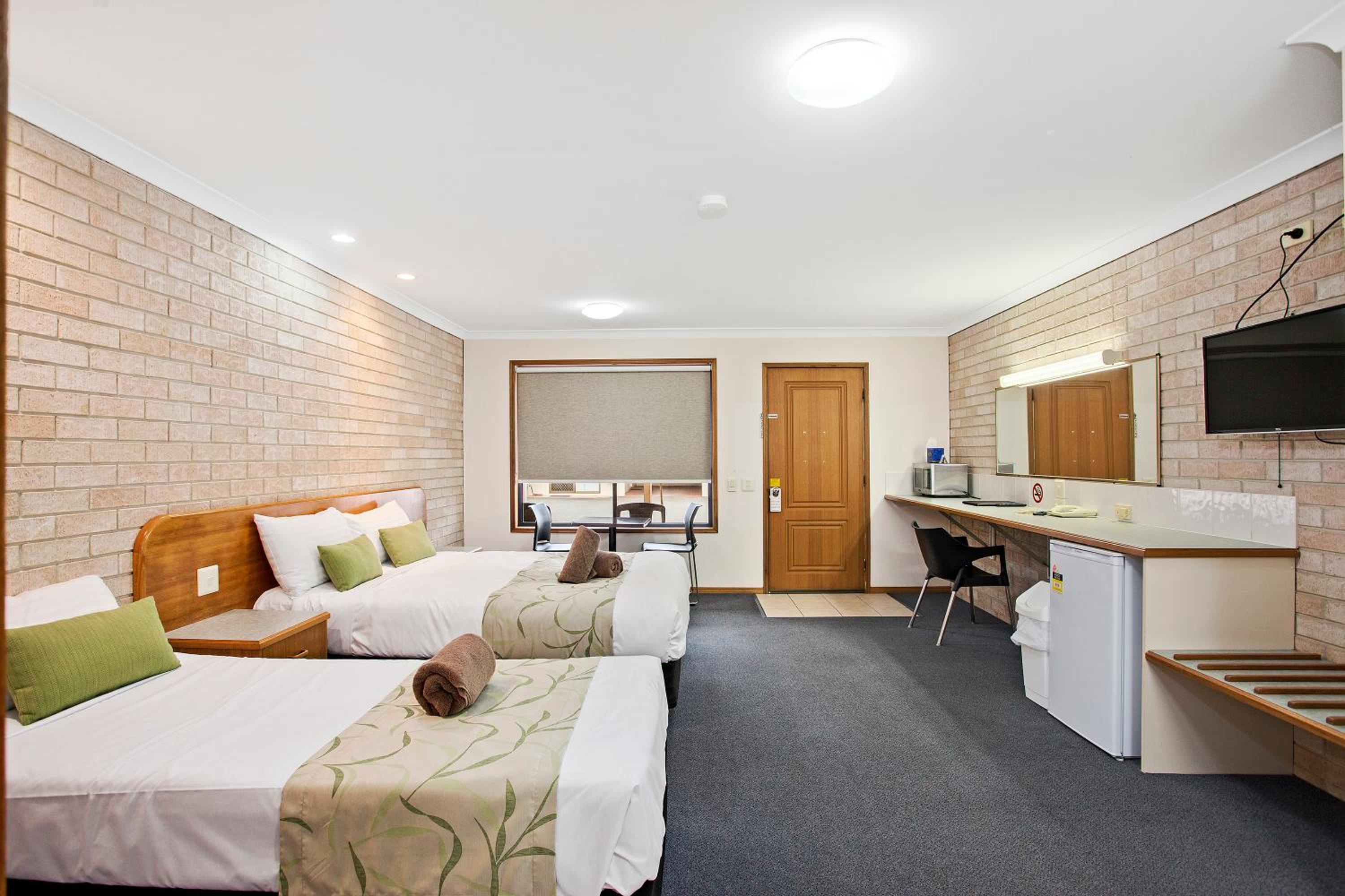 Executive Queen Room
