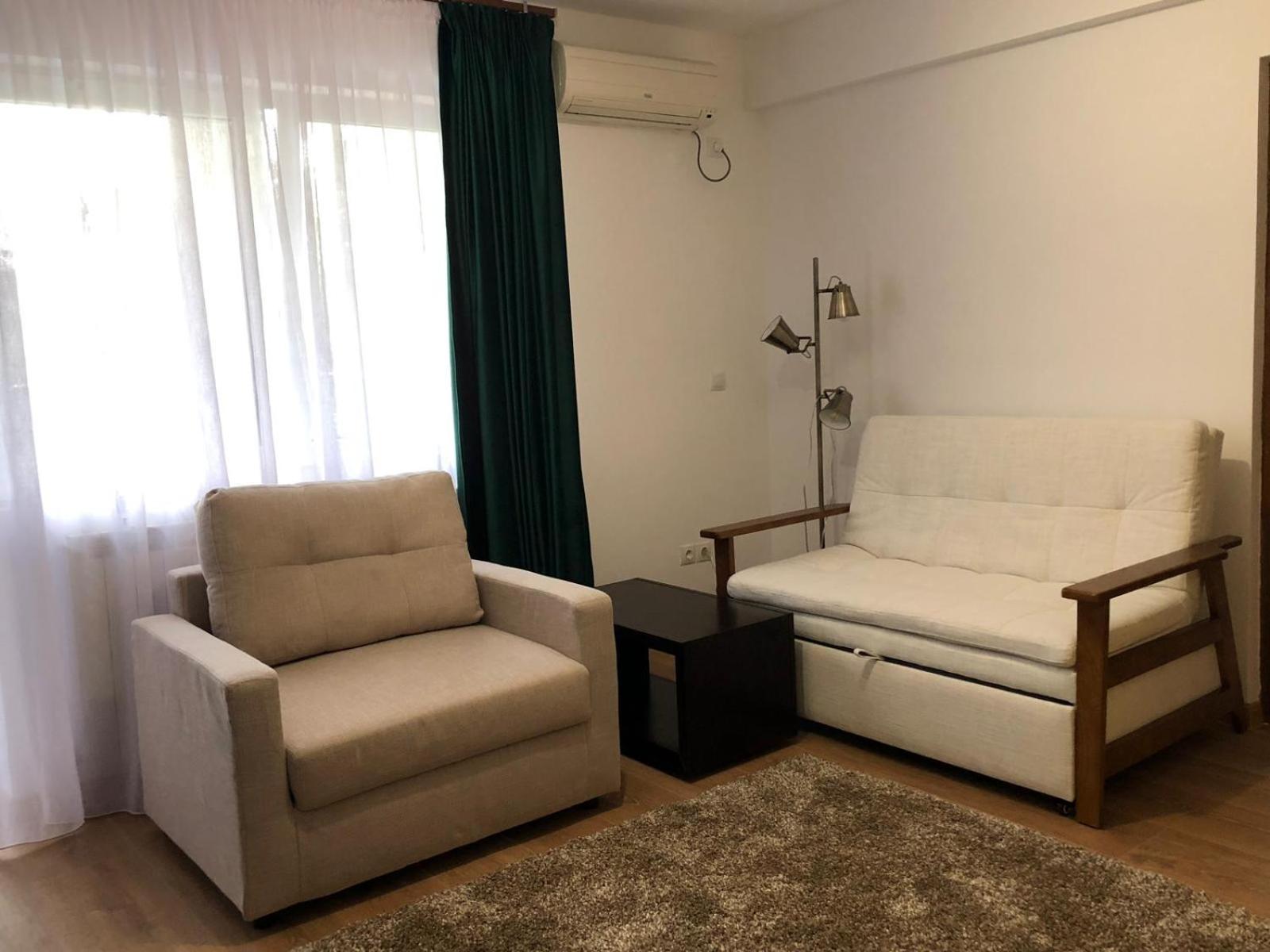 Two-Bedroom Apartment - Photo 9