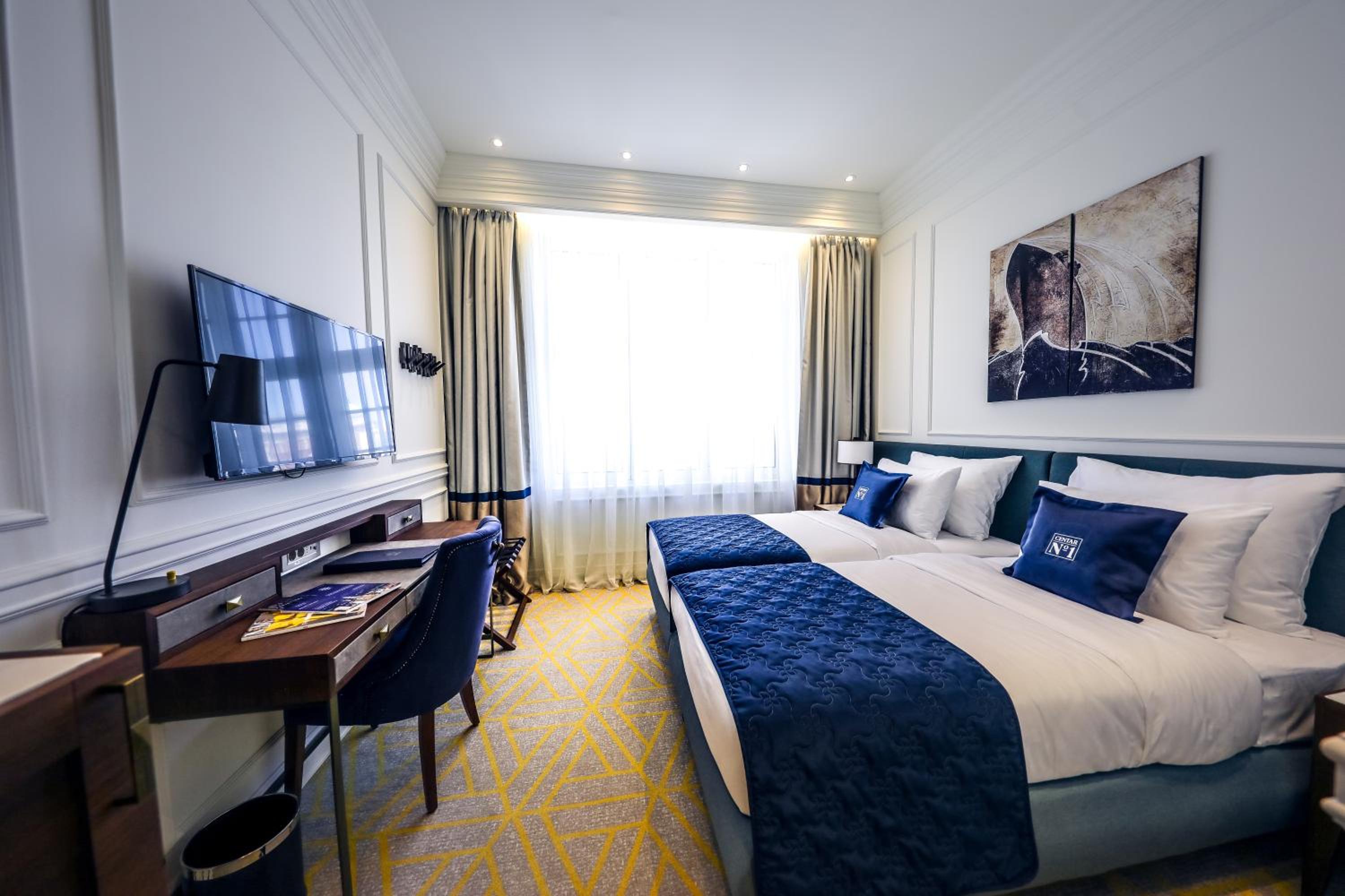 Twin Room - Photo 1