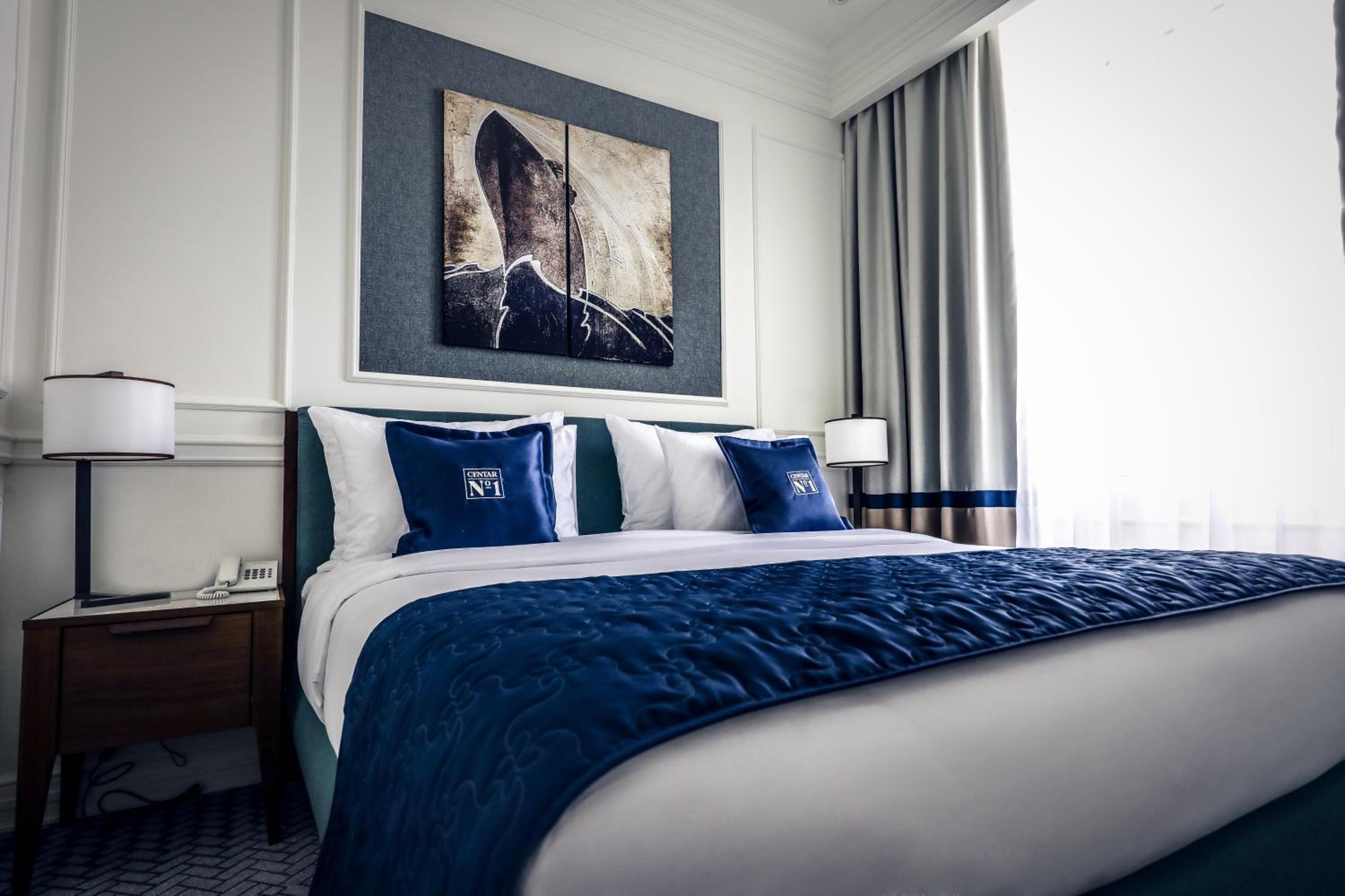 Standard Double Room - Photo 3
