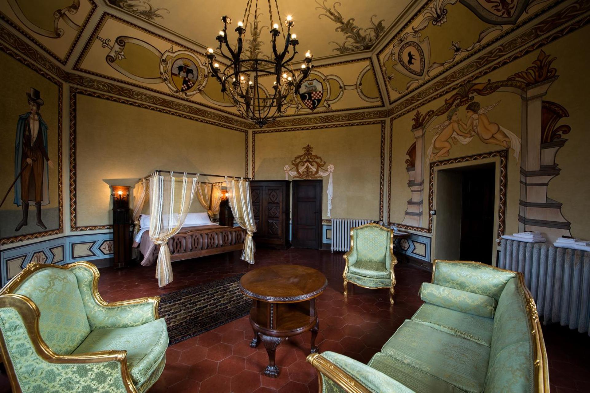 Suite with Balcony photo 1