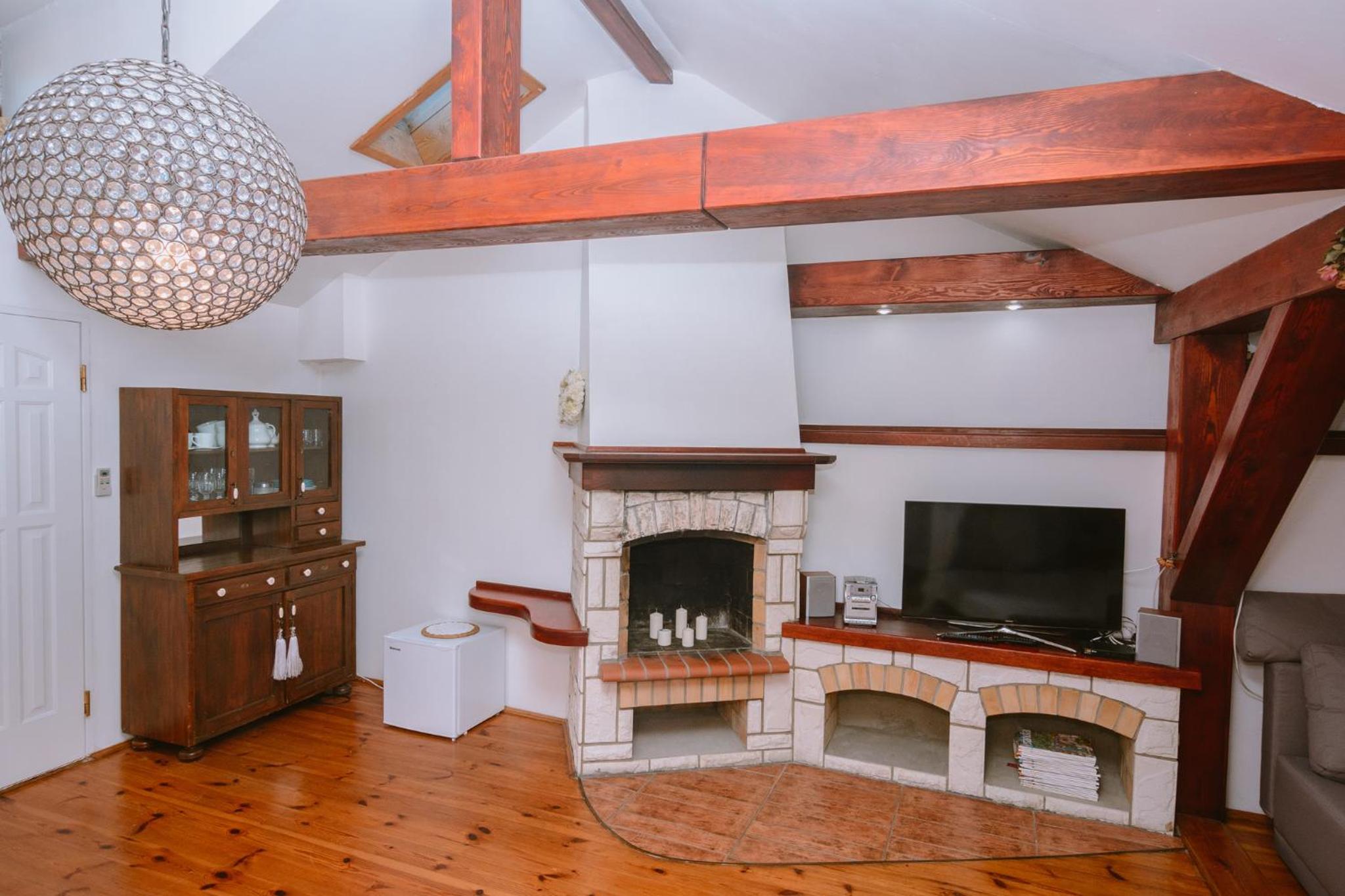 Family Room photo 3