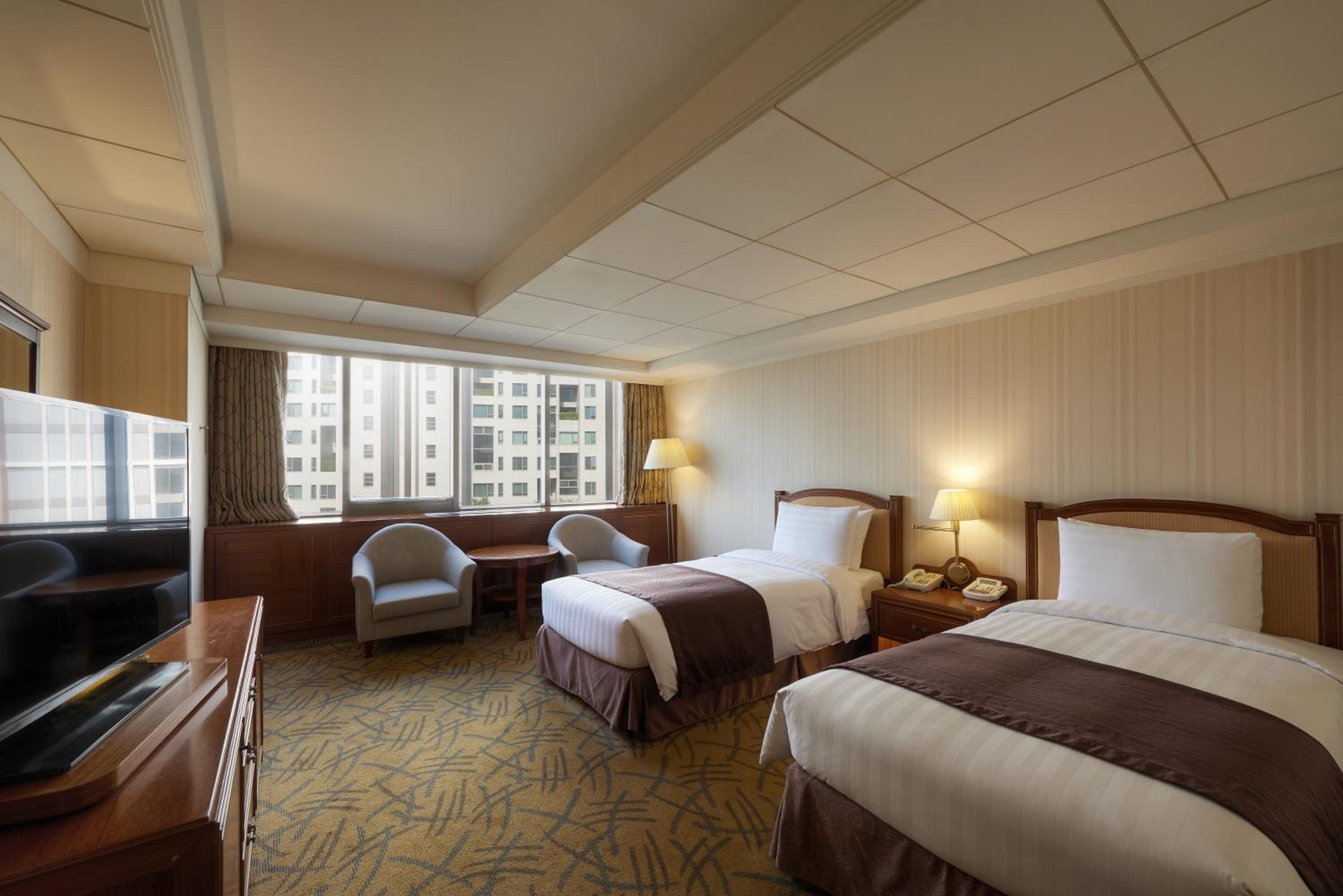 Luxury Twin Room photo 2