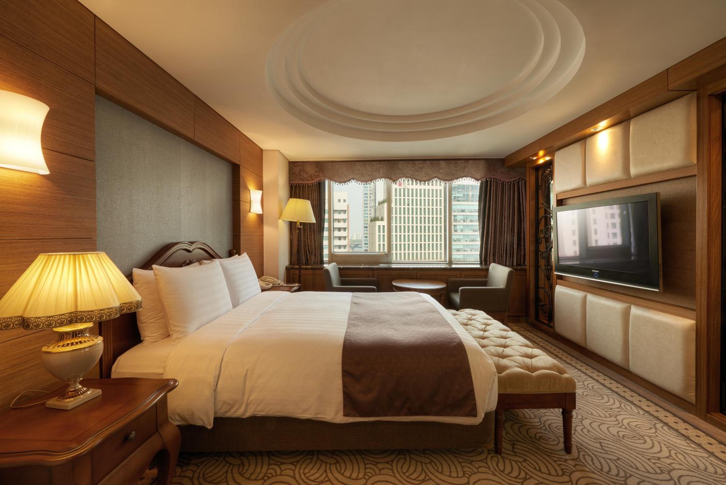Suite (2 Adults) photo 2