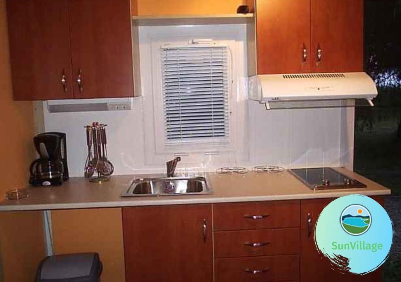Mobile Home photo 2
