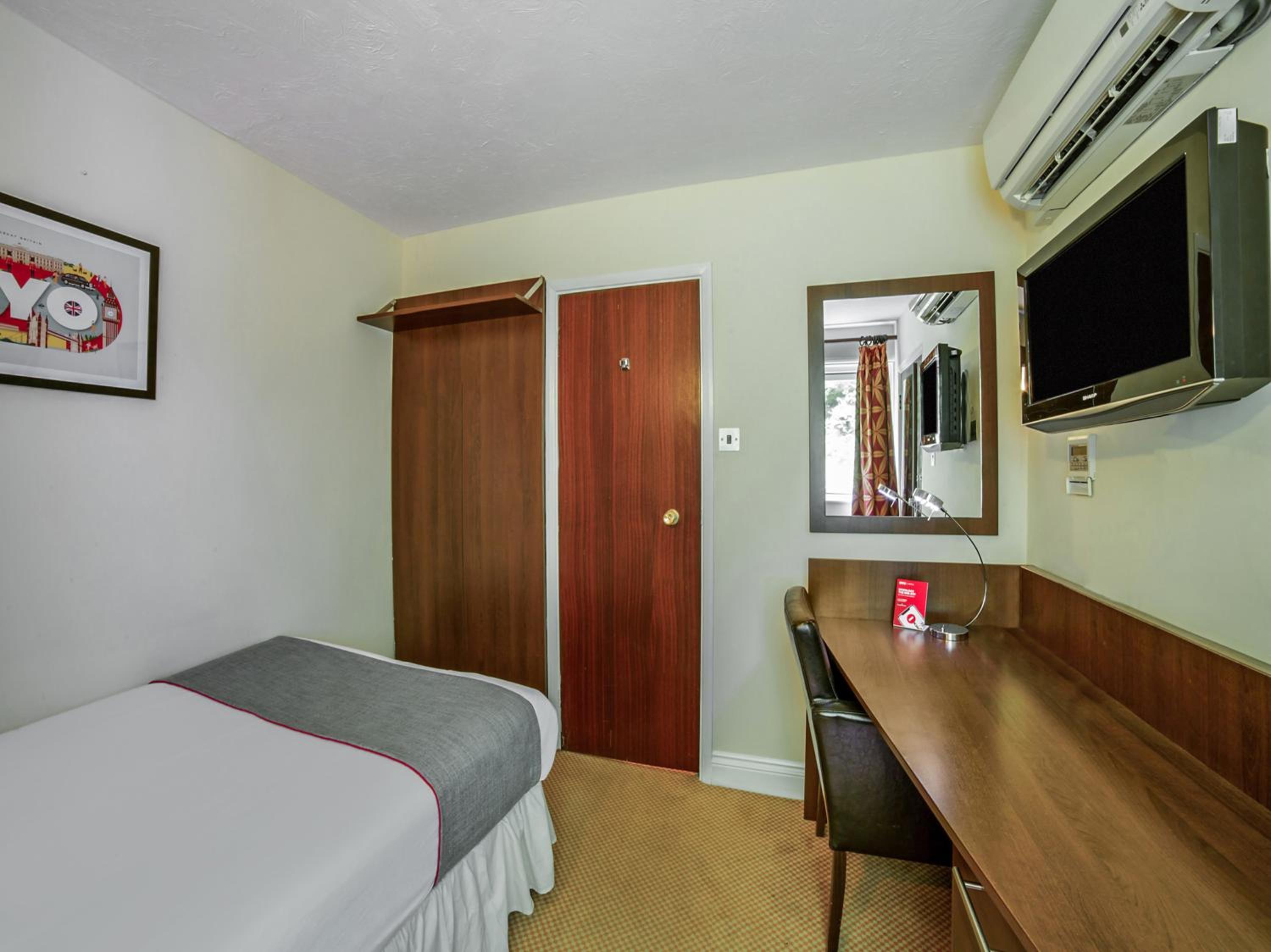 Standard Single Room photo 3