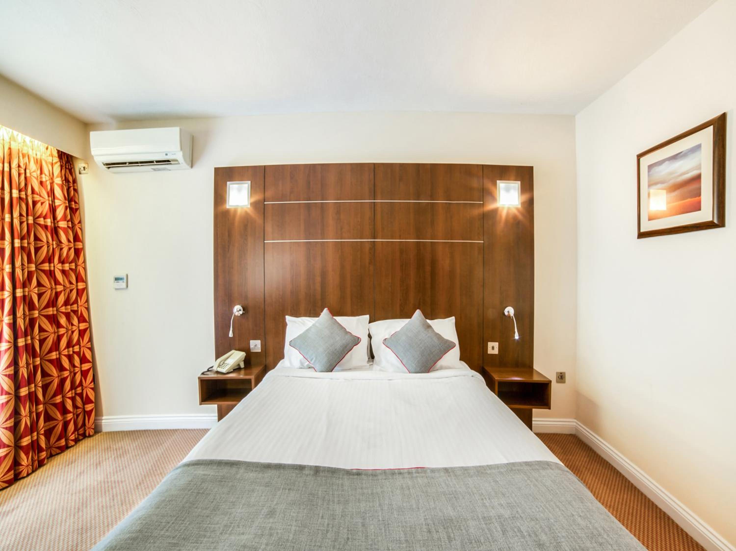 Standard Double Room - Photo 9