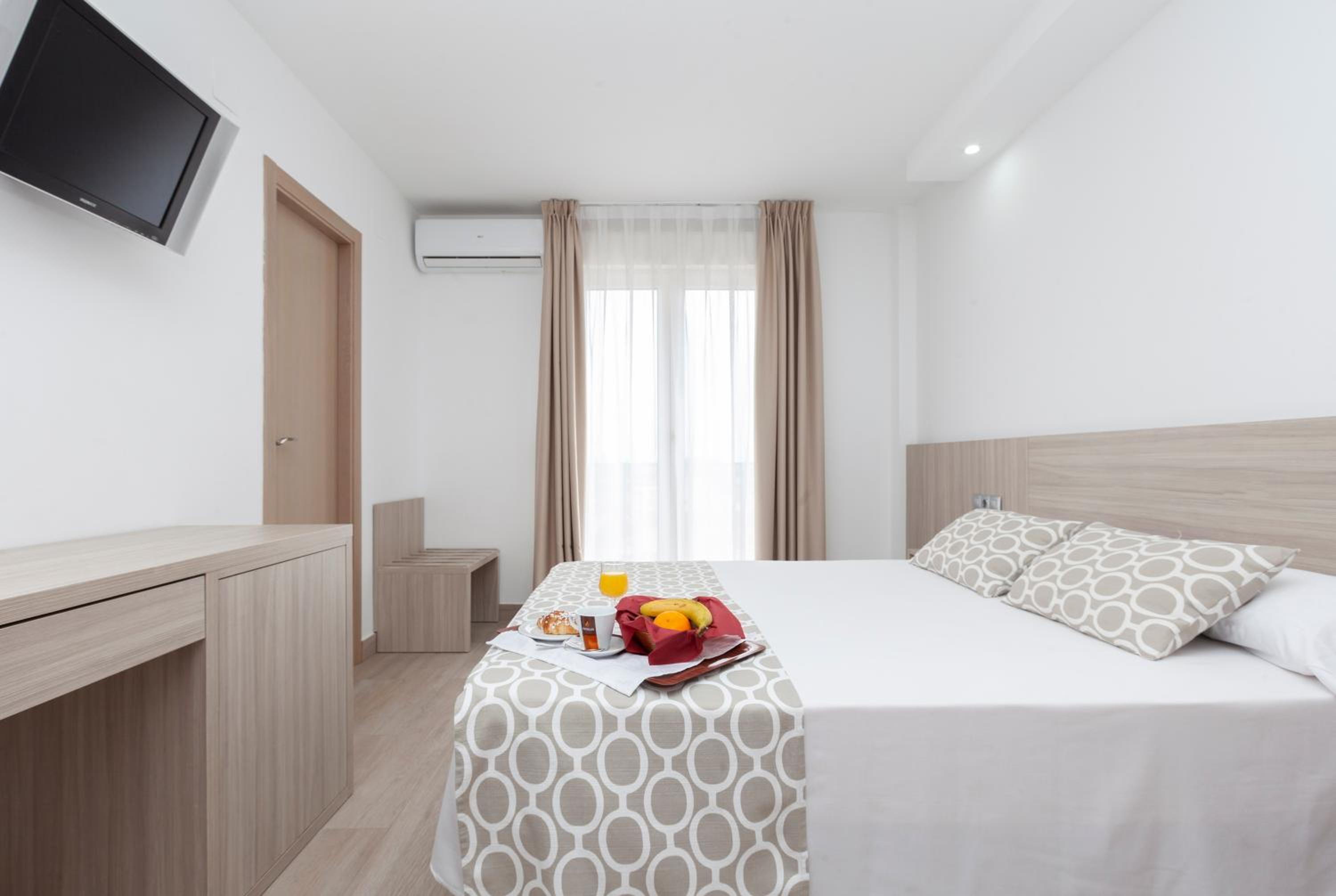 Double or Twin Room photo 2