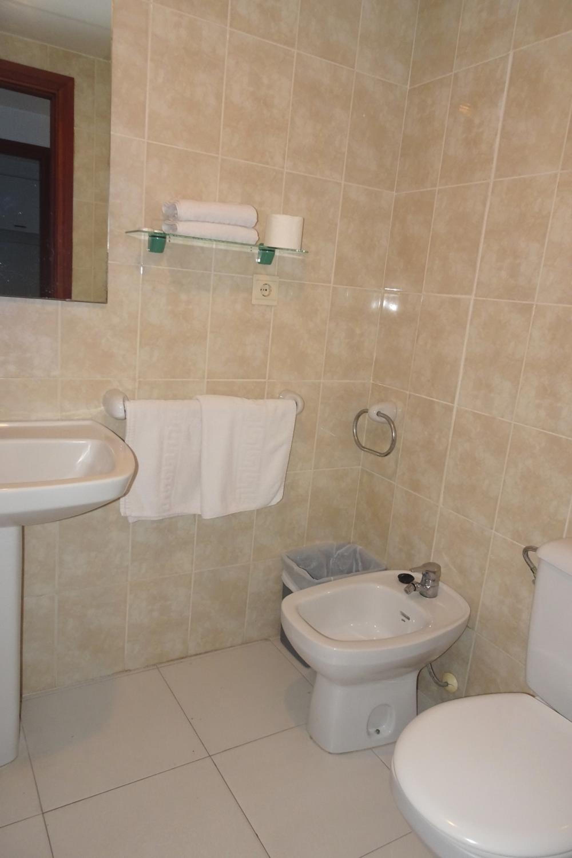 One-Bedroom Apartment - Photo 21