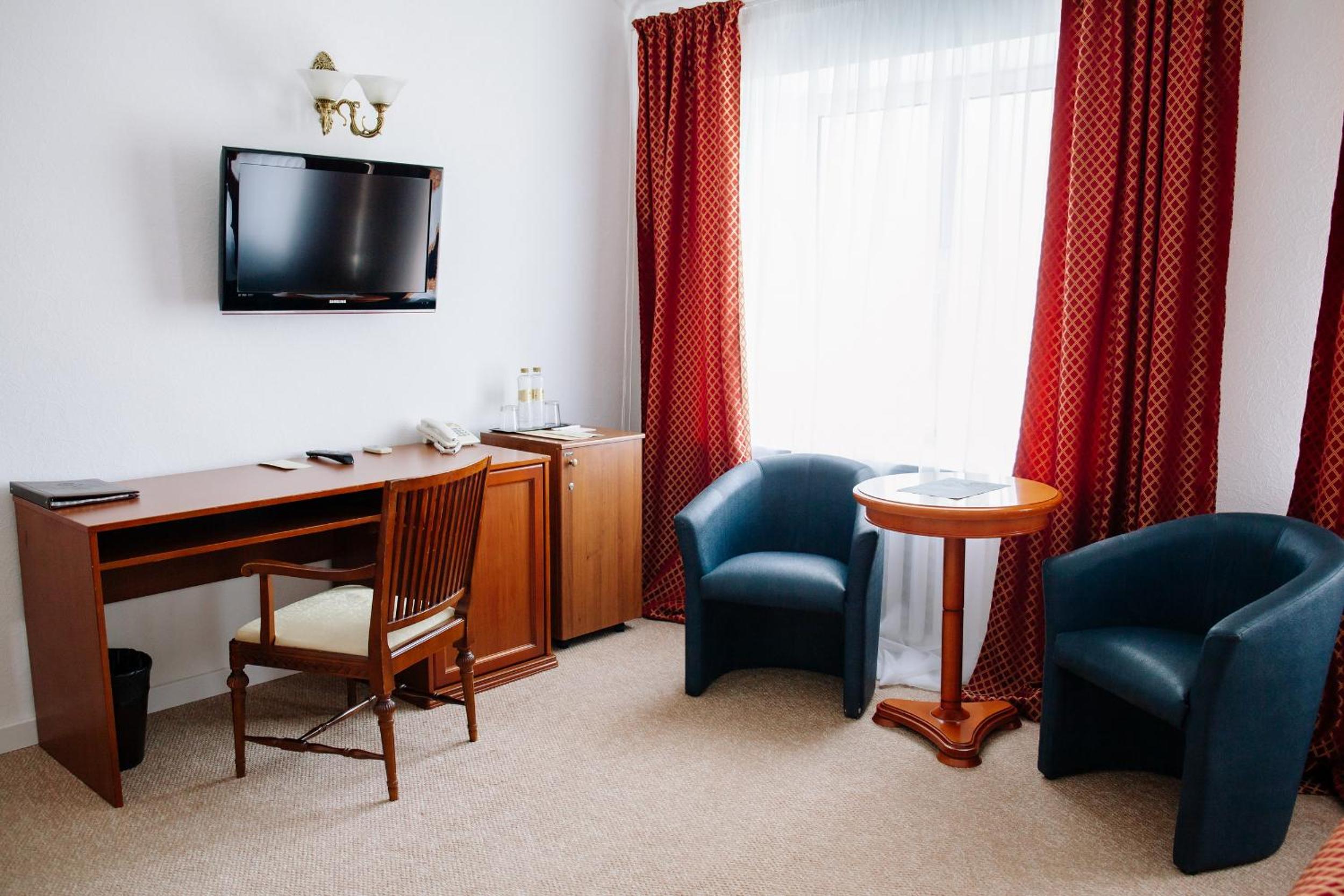 Standard Double or Twin Room, Garden View