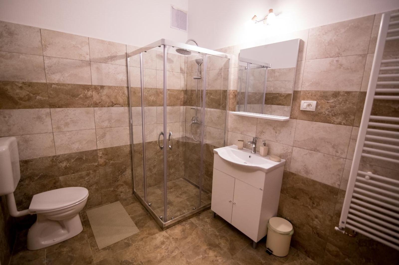 Deluxe Apartment - Photo 26
