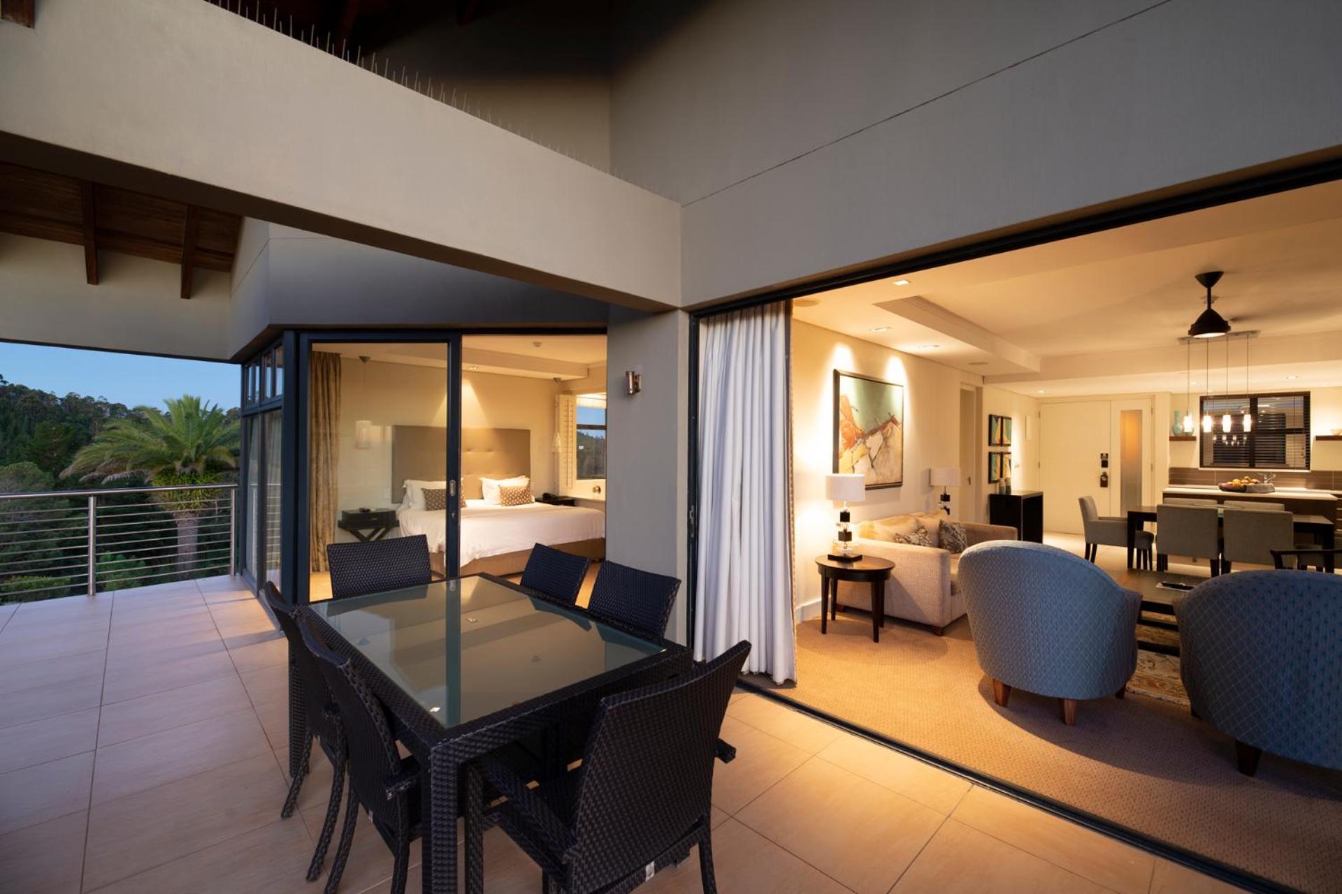 Luxury One Bedroom Suite - Photo 9