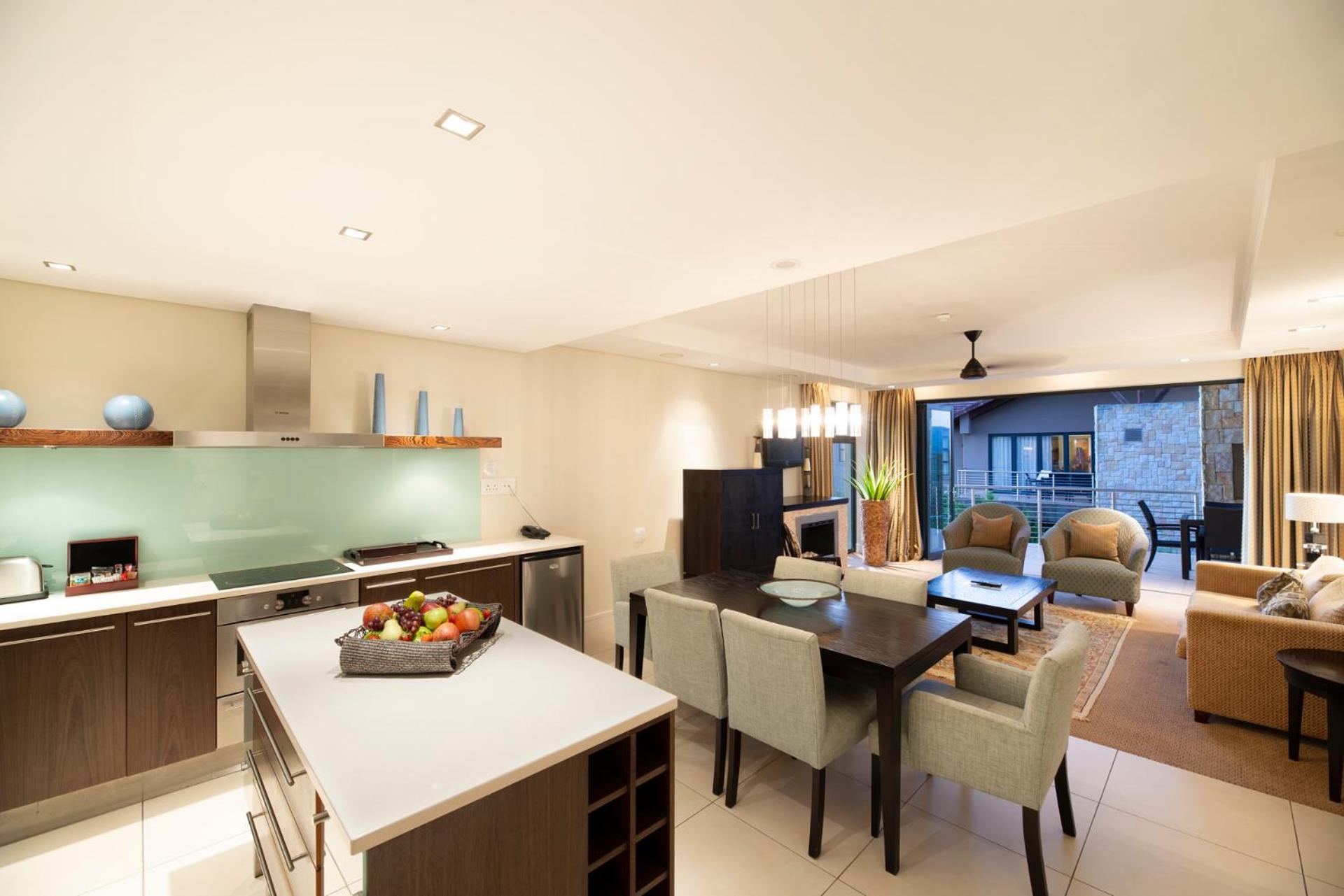 Luxury One Bedroom Suite - Photo 5