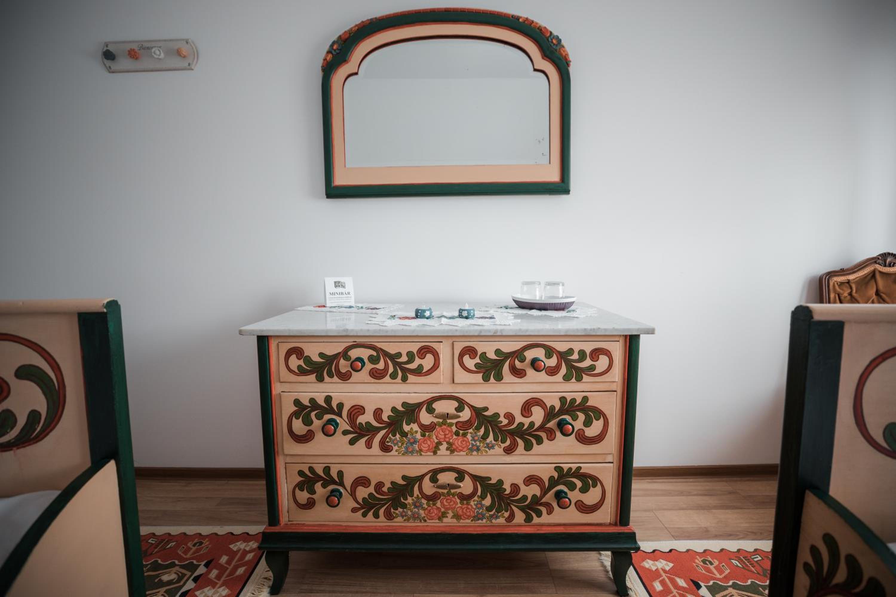 Twin Room with Shared Bathroom photo 1