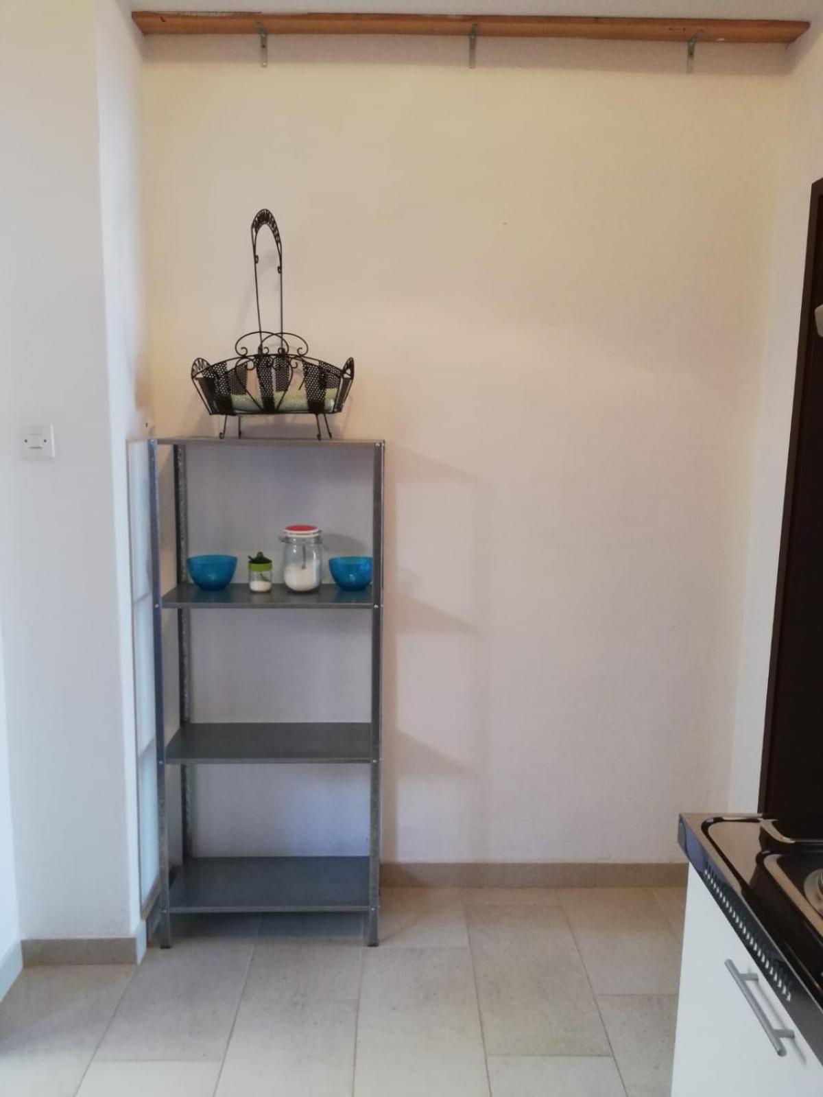 Apartment with Balcony photo 3